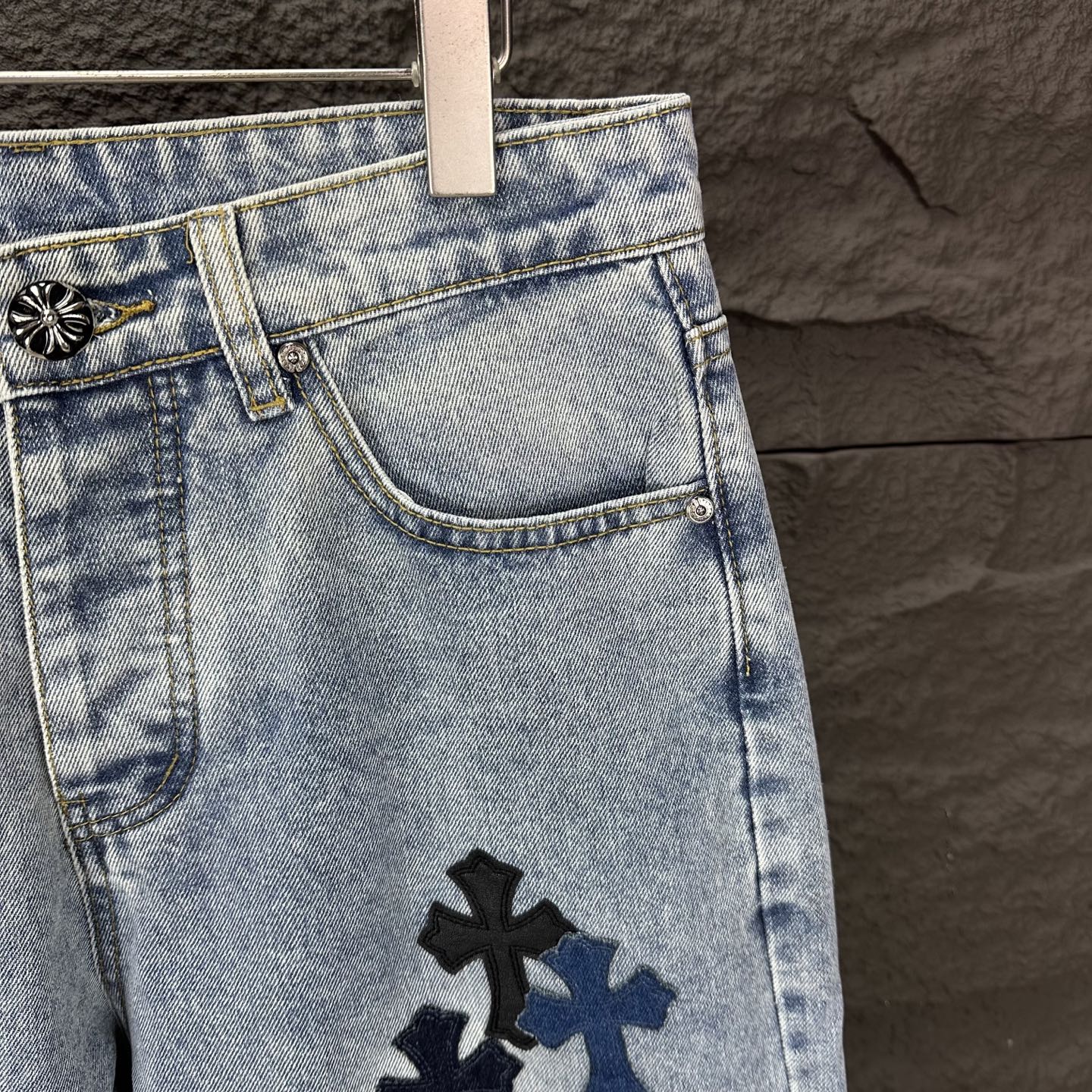 Embroidered Couples Jeans 2025: High-End Water-Washed Styles, Top Quality, Various Sizes. - 图片 5