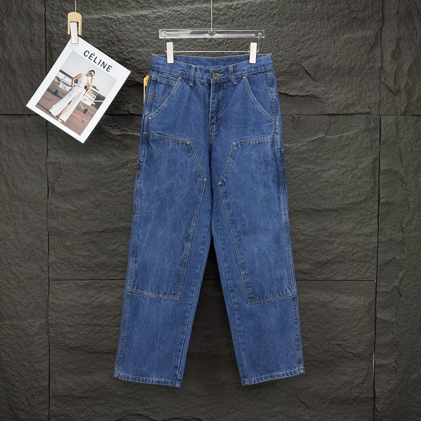 Carhart’s 2025 Heavy-Duty Poachers: High-Quality Loose Jeans for Men - 图片 1