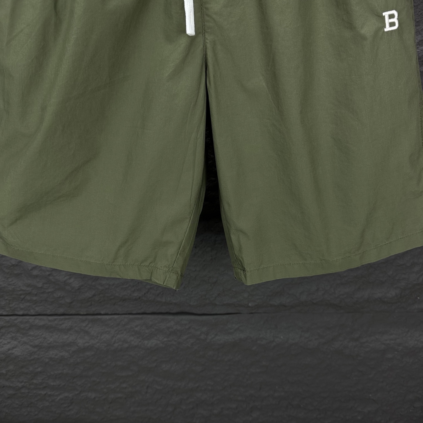 High-End 2025 Pure-Coloured Couple Shorts in Original Custom-Made Fabric - 图片 7