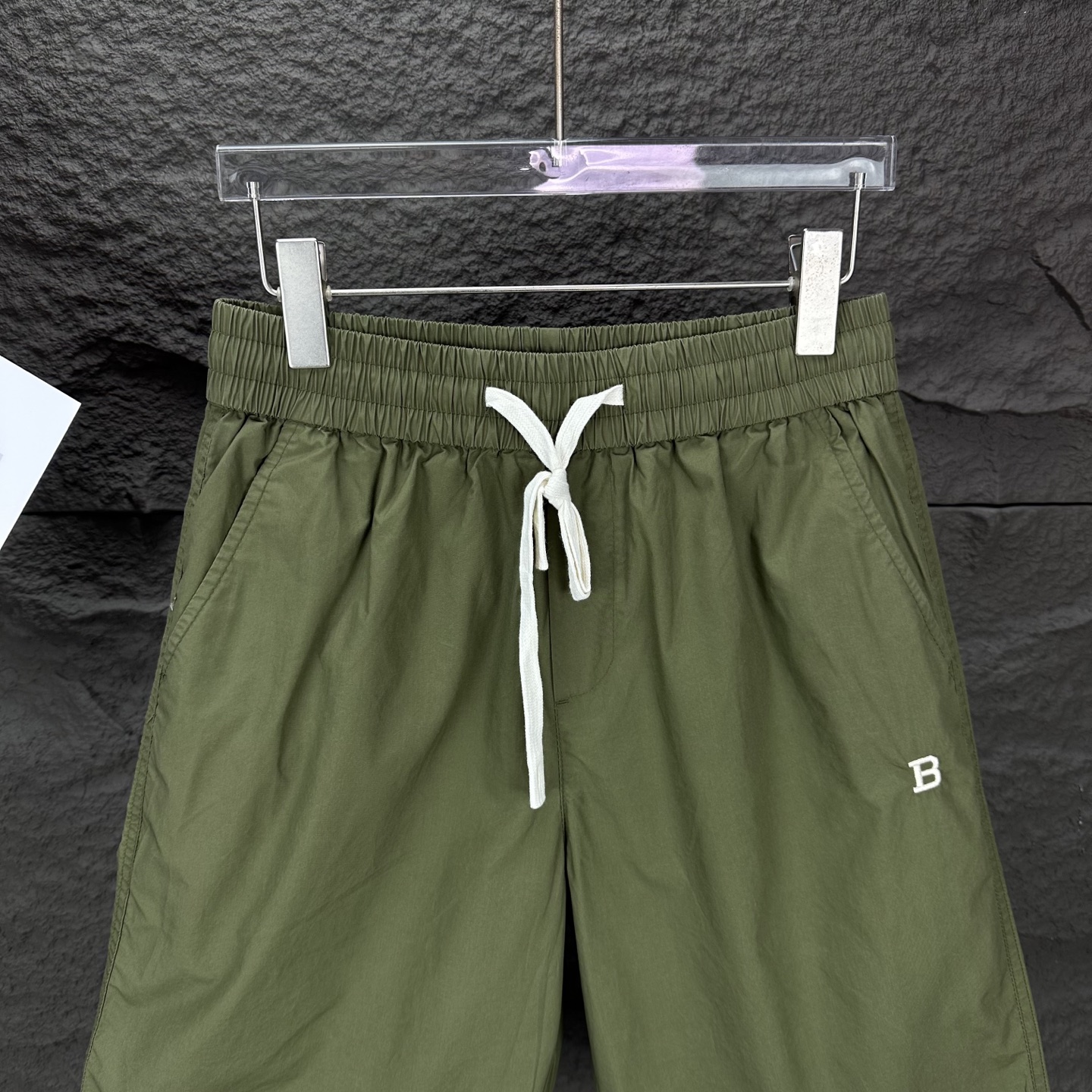 High-End 2025 Pure-Coloured Couple Shorts in Original Custom-Made Fabric - 图片 6