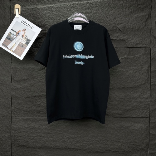 MM6 Maison Margiela Paris Embroidered Logo Cotton T-Shirt Unisex 1 MM6 Maison Margiela Paris Embroidered Logo Cotton T-Shirt Unisex