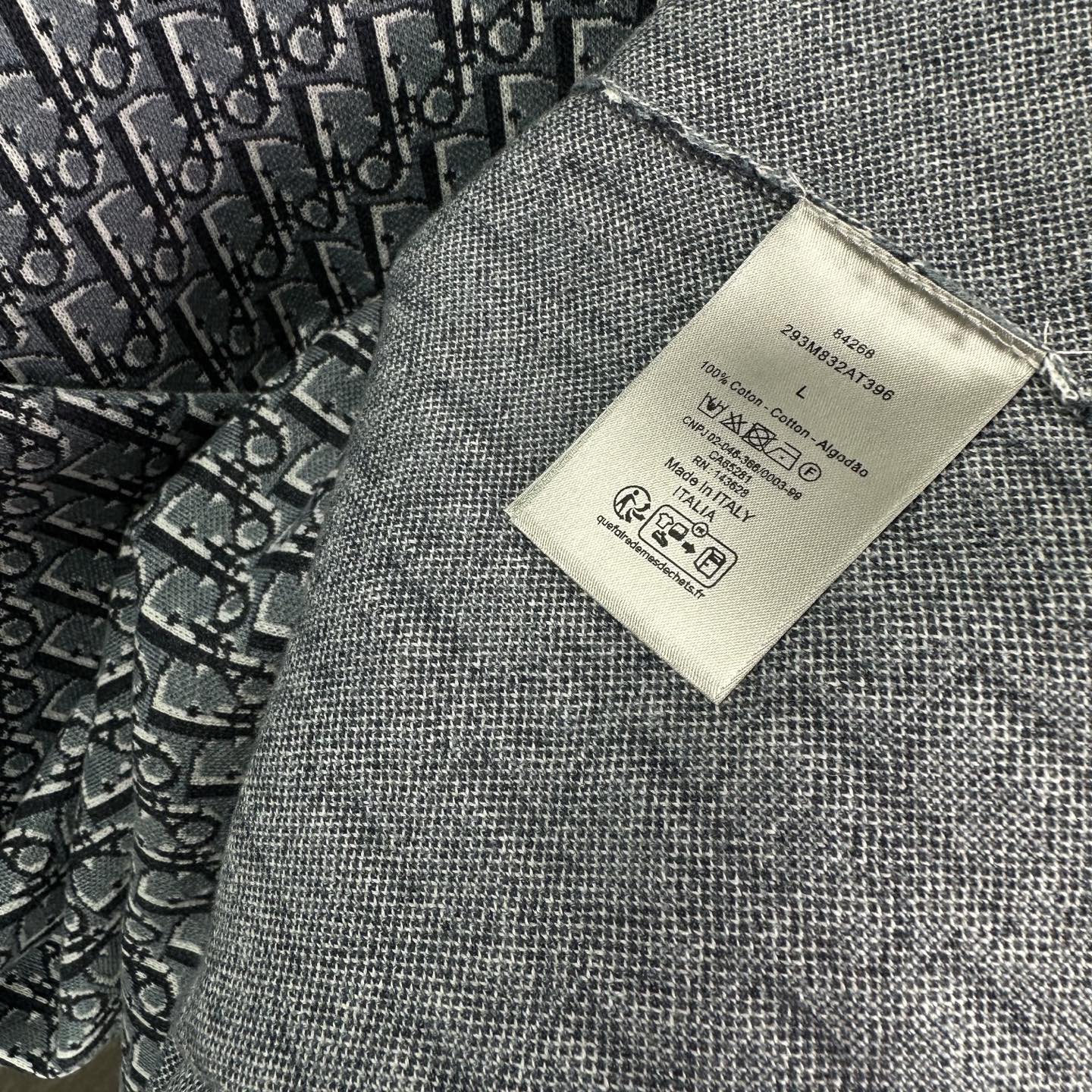 Dior Camiseta de Punto con Logo Jacquard para Parejas - Edición 2025 8 i1746196294858 4768 0 6