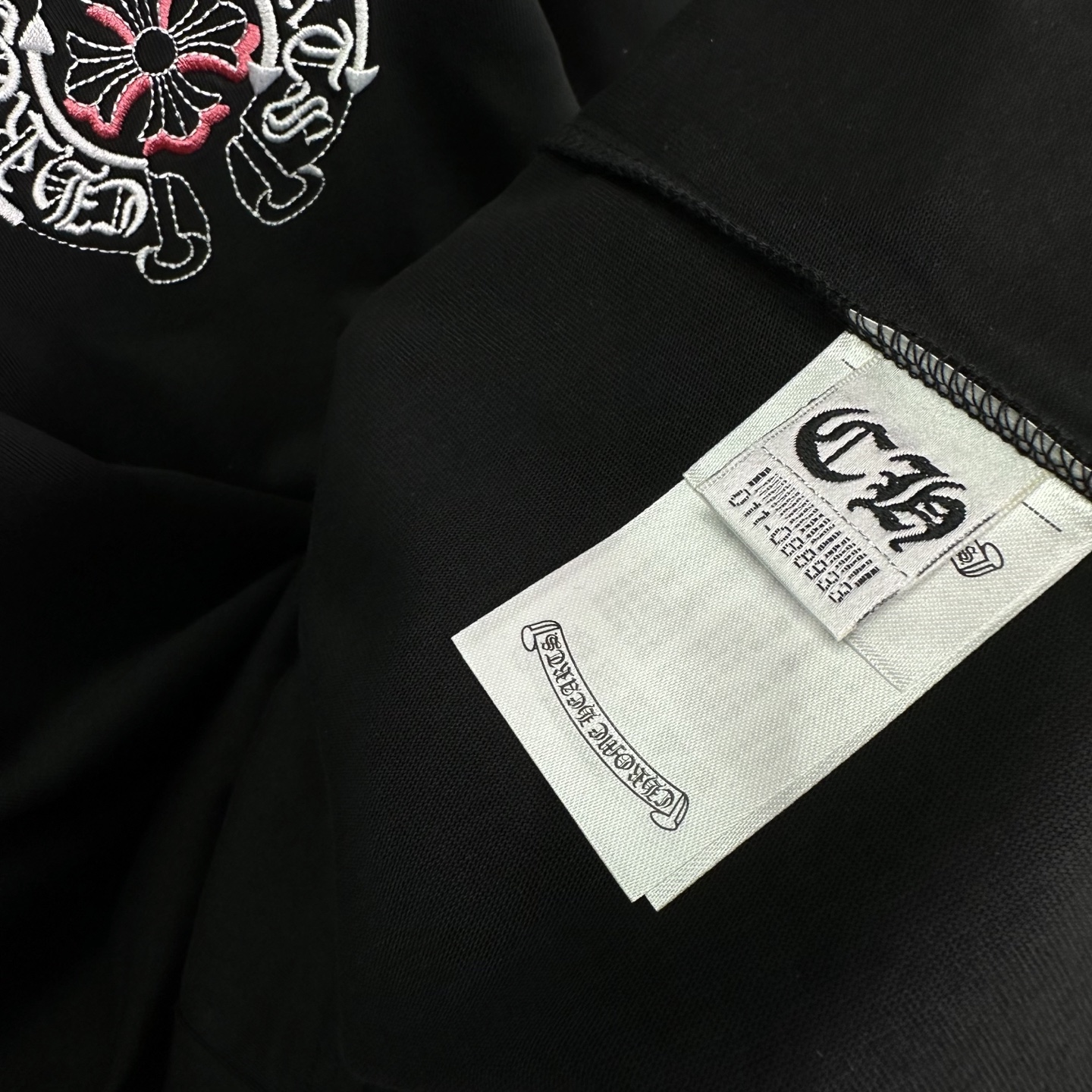 Chrome Hearts Camiseta de Manga Corta con Logo Bordado Unisex, Moda 2025 7 i1746196305839 944 0 5