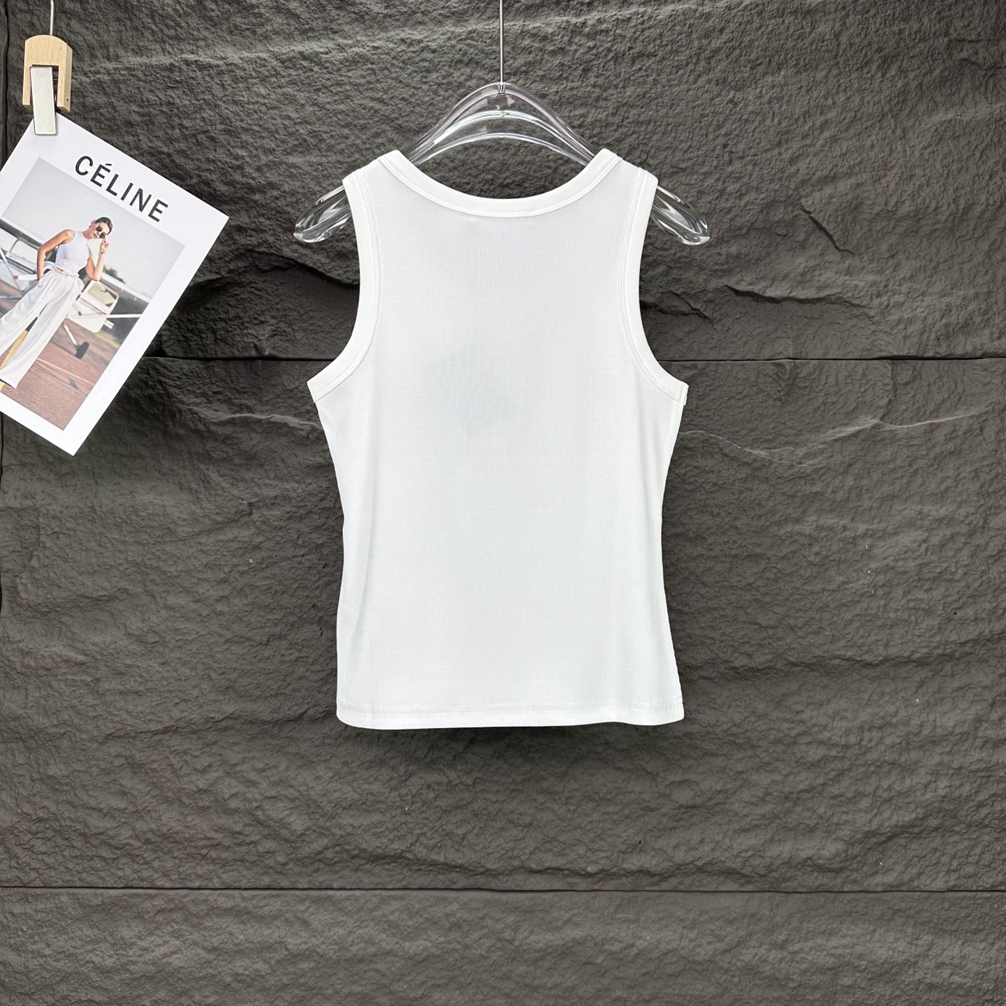 Prada Camiseta sin Mangas con Logo Triangular Metálico para Mujer 3 i1746460249564 1983 0 1