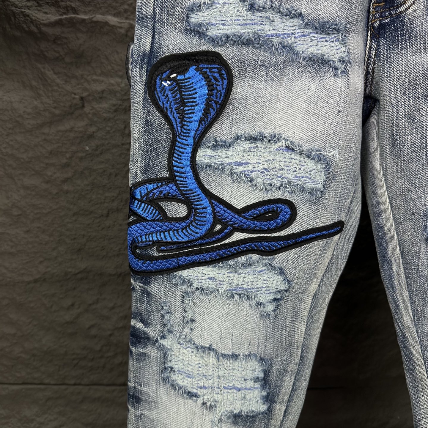 AMIRI  牛仔裤ami,服装,眼镜 8