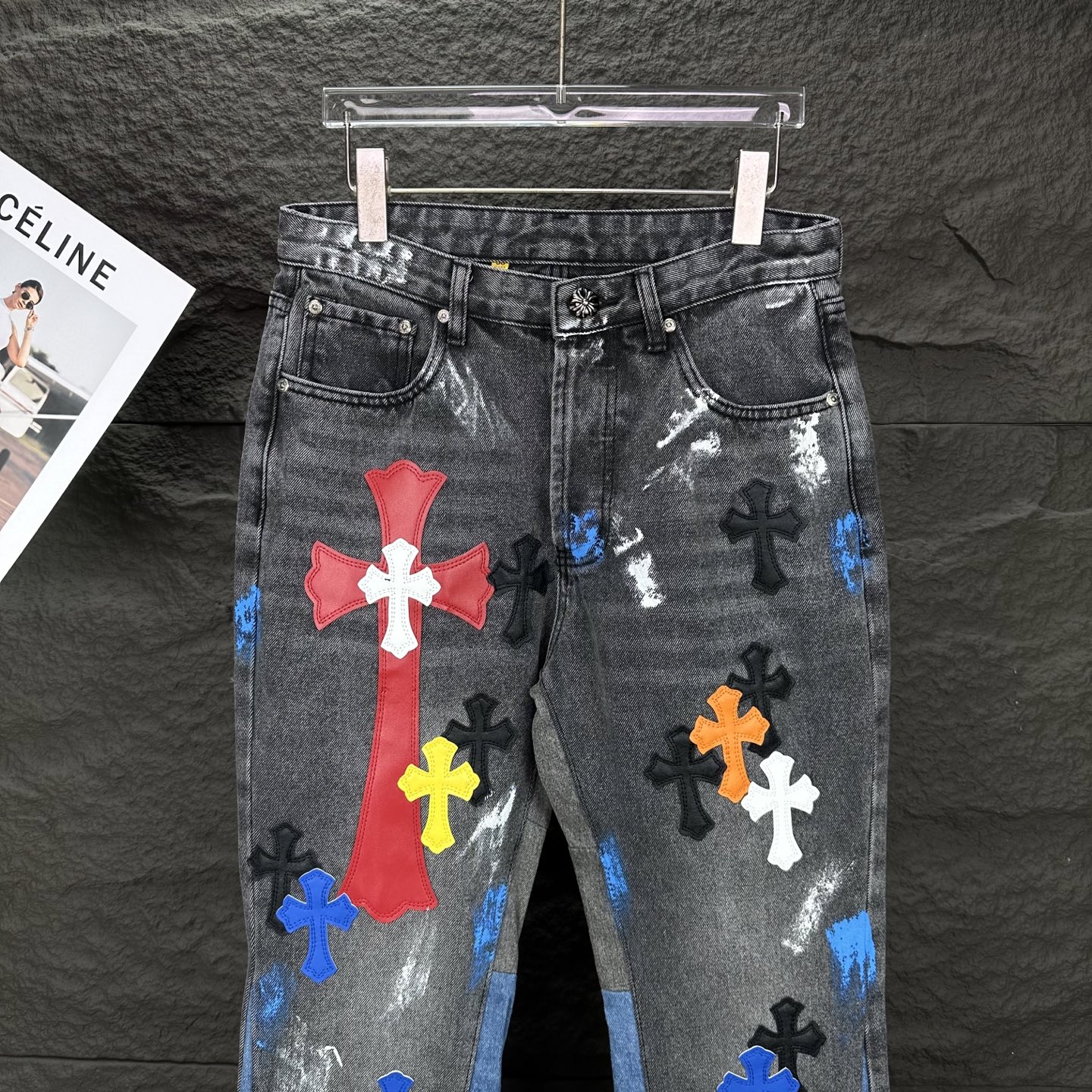 Chrome Hearts GALLERY DEPT. &克罗心联名2025新款限定拼接手绘彩色十字架拼皮 微喇牛仔裤