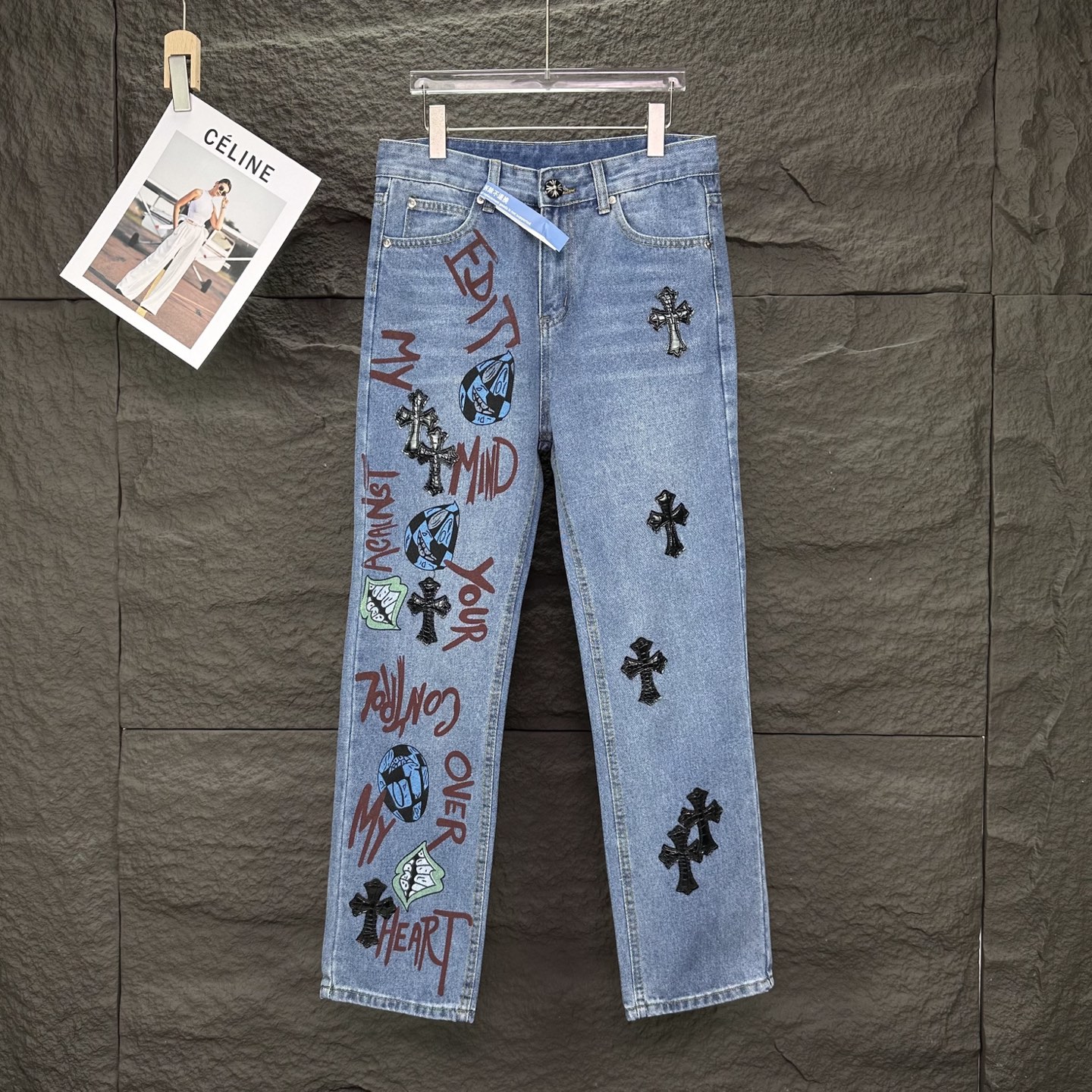 Chrome Hearts 克罗心2025新款卡通字母印花十字架拼皮 水洗宽松牛仔裤