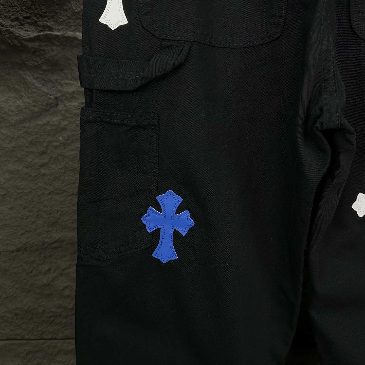 Chrome Hearts 克罗心2025新款工装伐木蓝白十字架拼皮 宽松牛仔裤