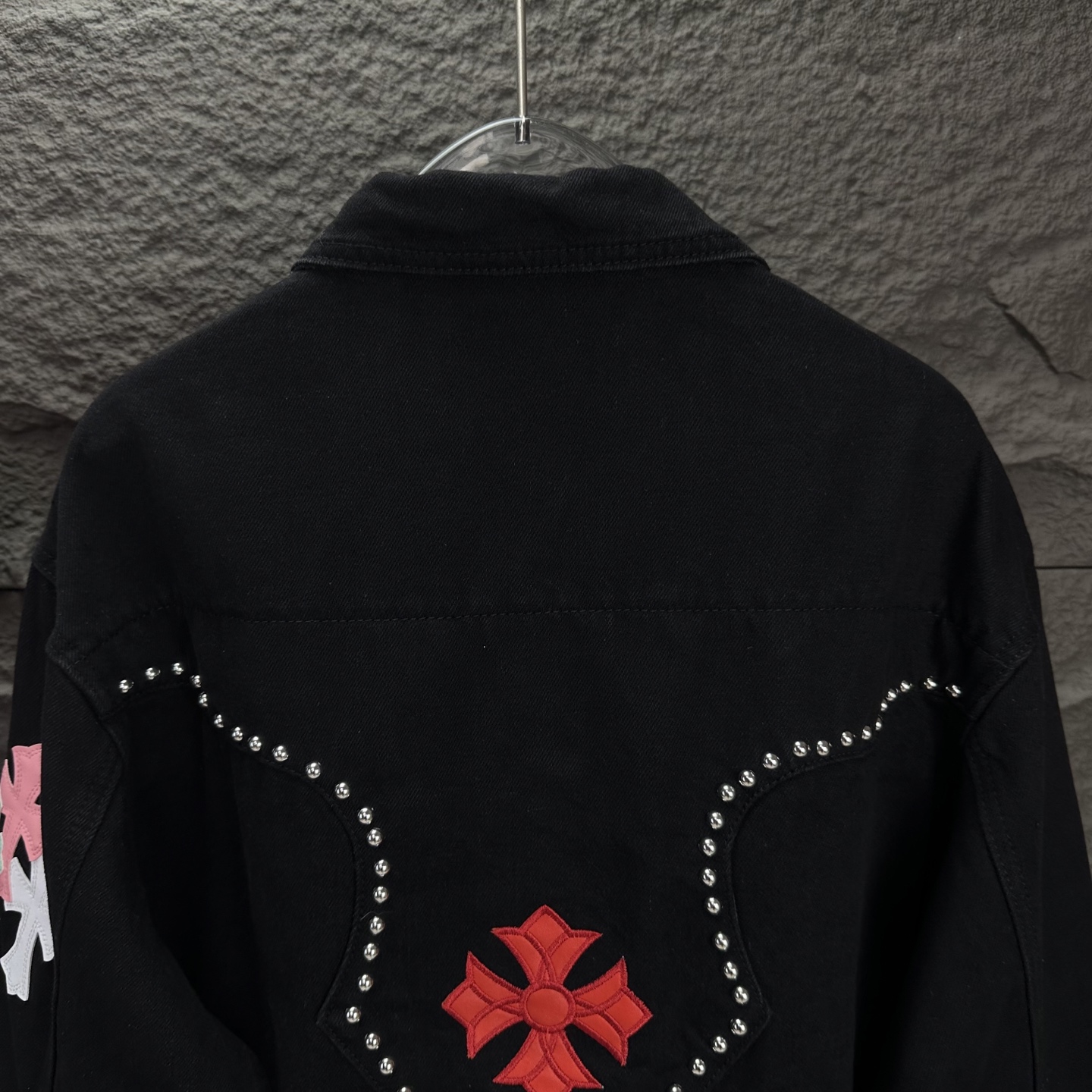 Chrome Hearts 克罗心2025新款蓝白十字架拼皮珋钉 牛仔外套