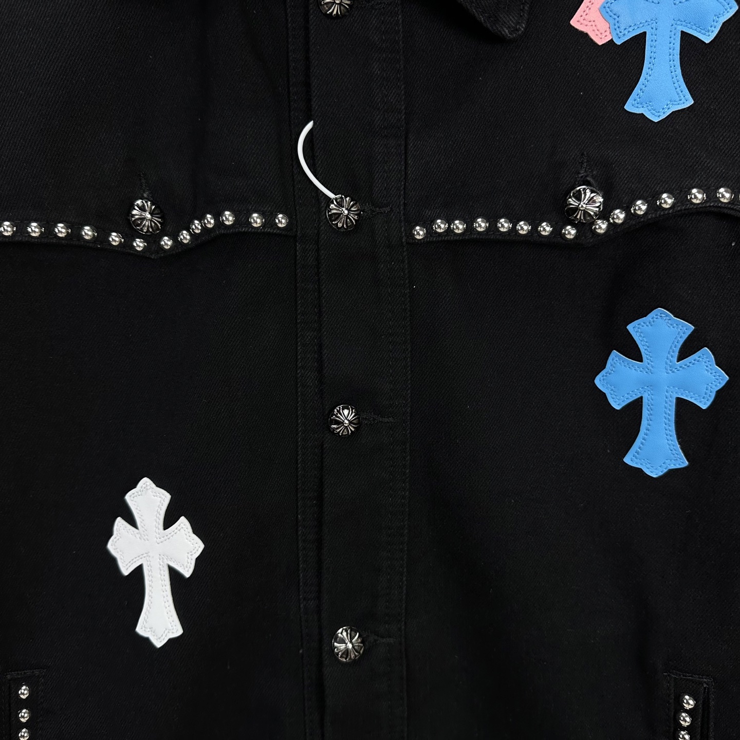 Chrome Hearts 克罗心2025新款蓝白十字架拼皮珋钉 牛仔外套