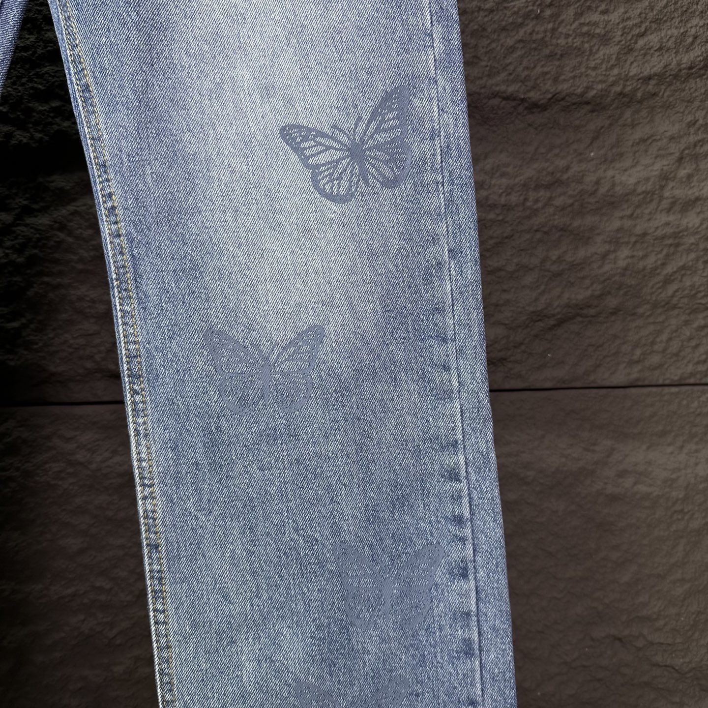 Chrome Hearts 克罗心2025新款单色蝴蝶 水洗宽松牛仔裤