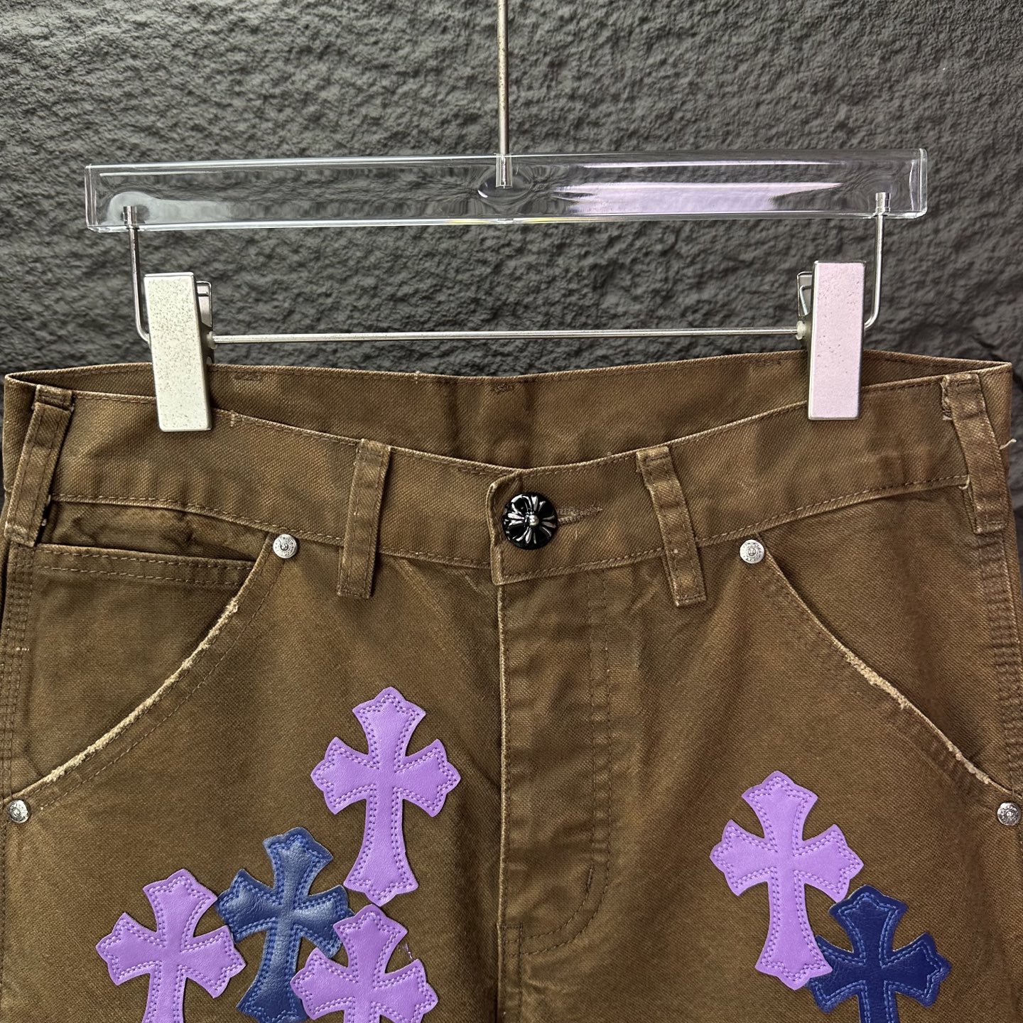 Chrome Hearts 克罗心2025新款工装伐木紫色十字架拼皮 宽松牛仔裤