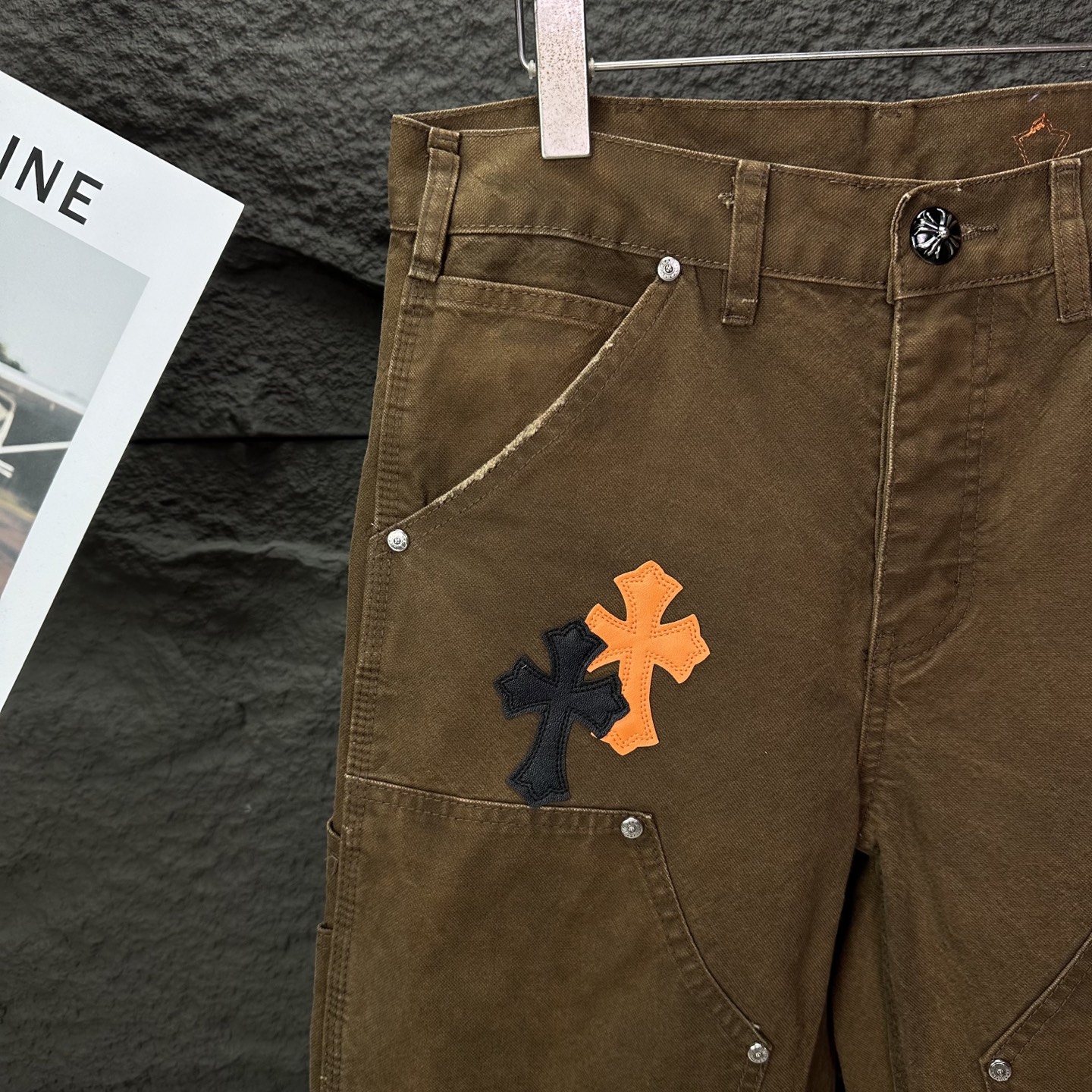 Chrome Hearts 克罗心2025新款工装伐木橙色十字架拼皮 宽松牛仔裤