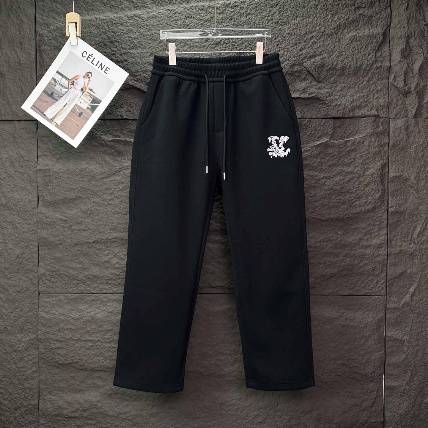 驴家2025新款刺绣字母logo情侣款宽松直筒长裤🔥高版本🔥高版本🔥原版面料 数码直喷印花工艺 网红明星