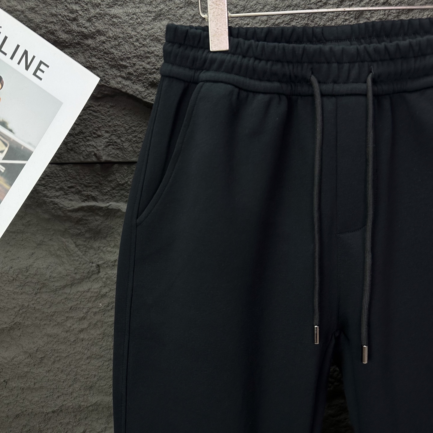 驴家2025新款刺绣字母logo情侣款宽松直筒长裤🔥高版本🔥高版本🔥原版面料 数码直喷印花工艺 网红明星