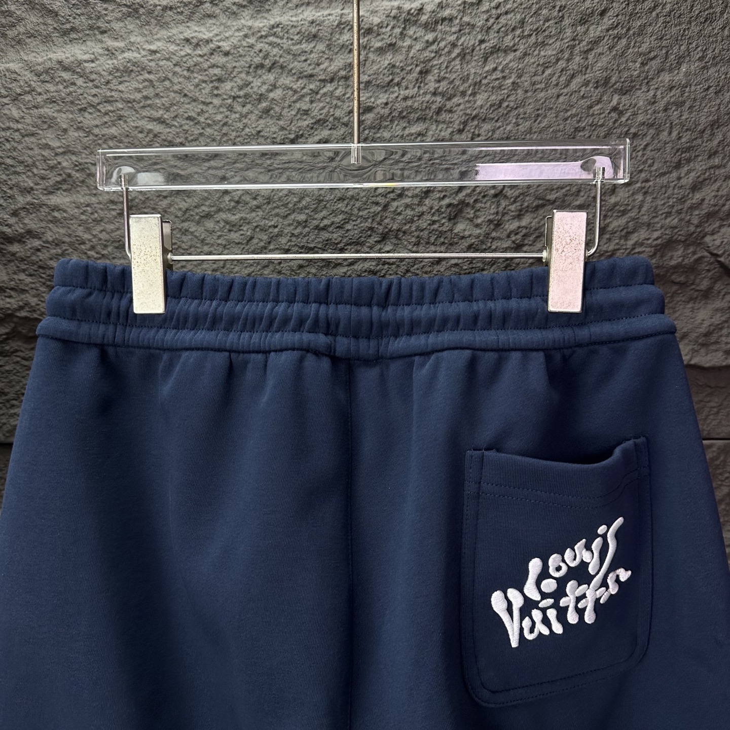 驴家2025新款刺绣字母logo情侣款宽松直筒长裤🔥高版本🔥高版本🔥原版面料 数码直喷印花工艺 网红明星