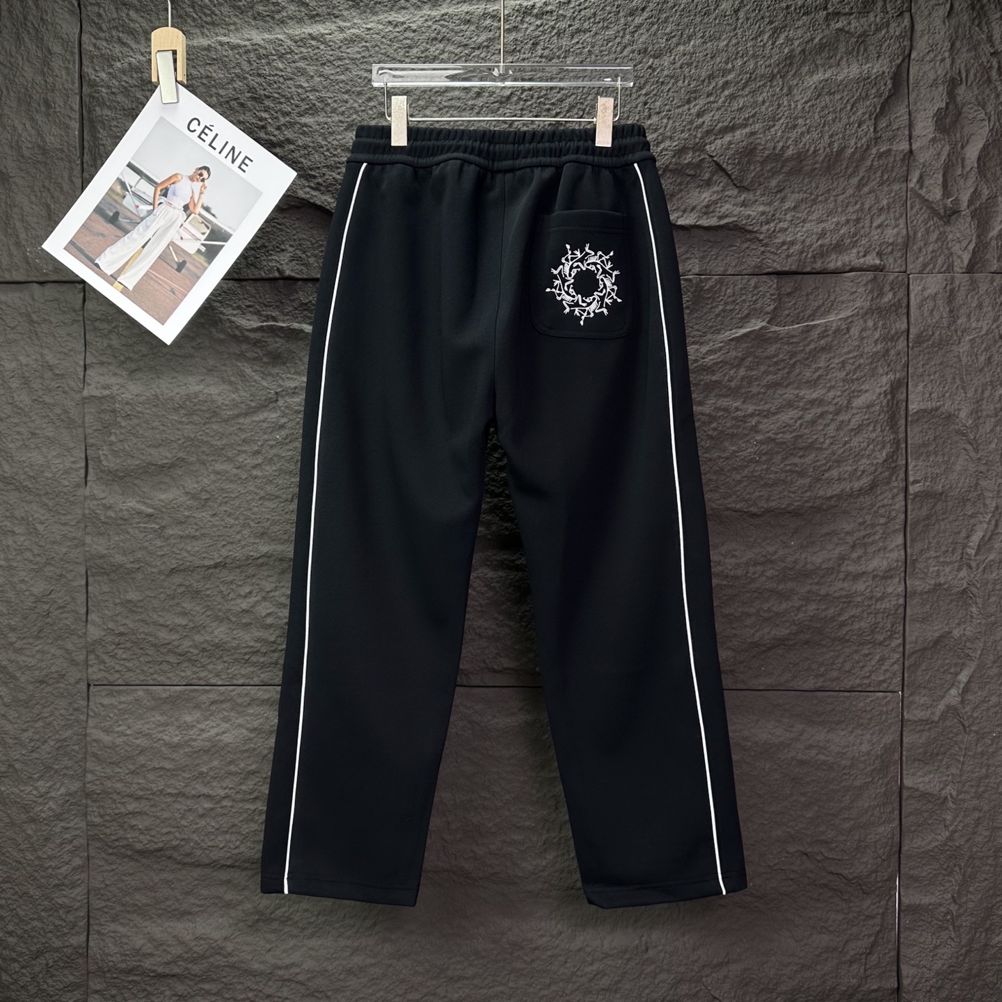 小鸟家2025新款刺绣字母logo情侣款宽松直筒长裤🔥高版本🔥高版本🔥原版面料 数码直喷印花工艺 网红明