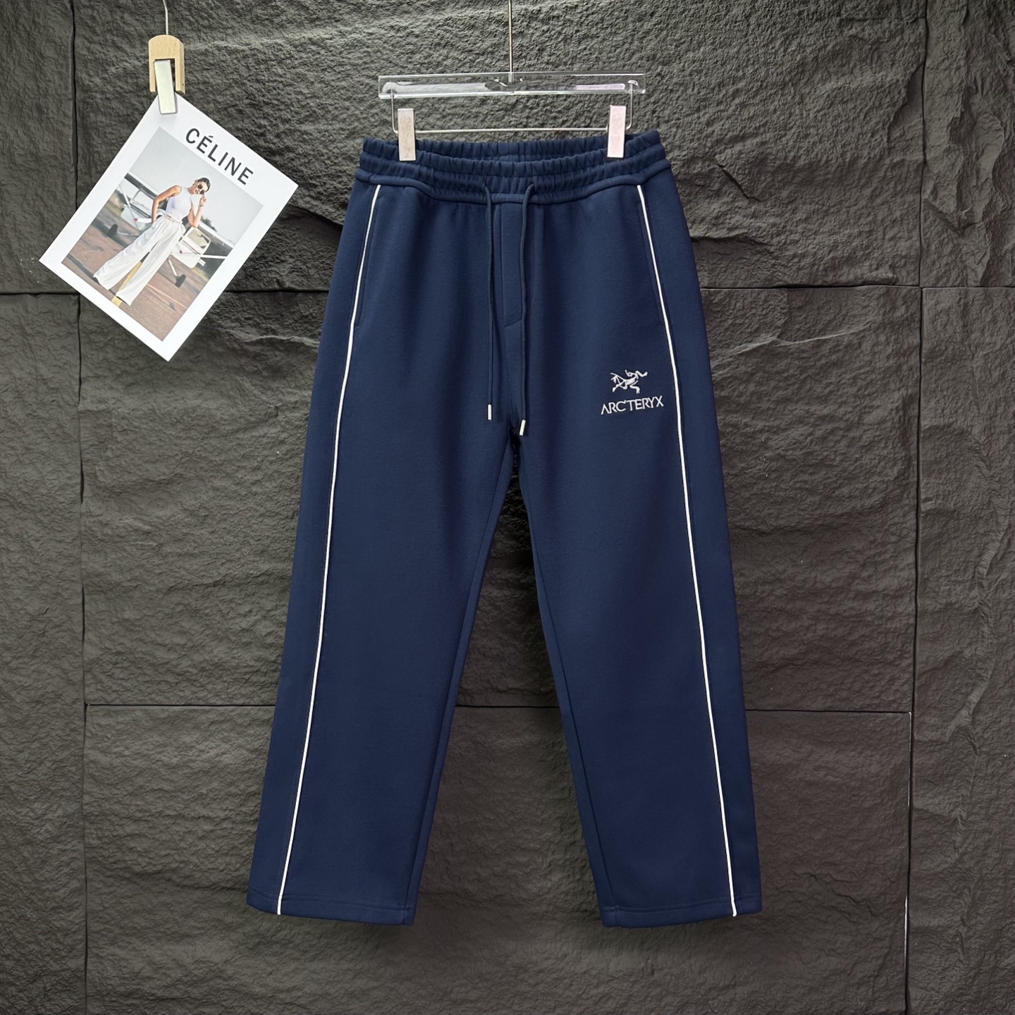 小鸟家2025新款刺绣字母logo情侣款宽松直筒长裤🔥高版本🔥高版本🔥原版面料 数码直喷印花工艺 网红明