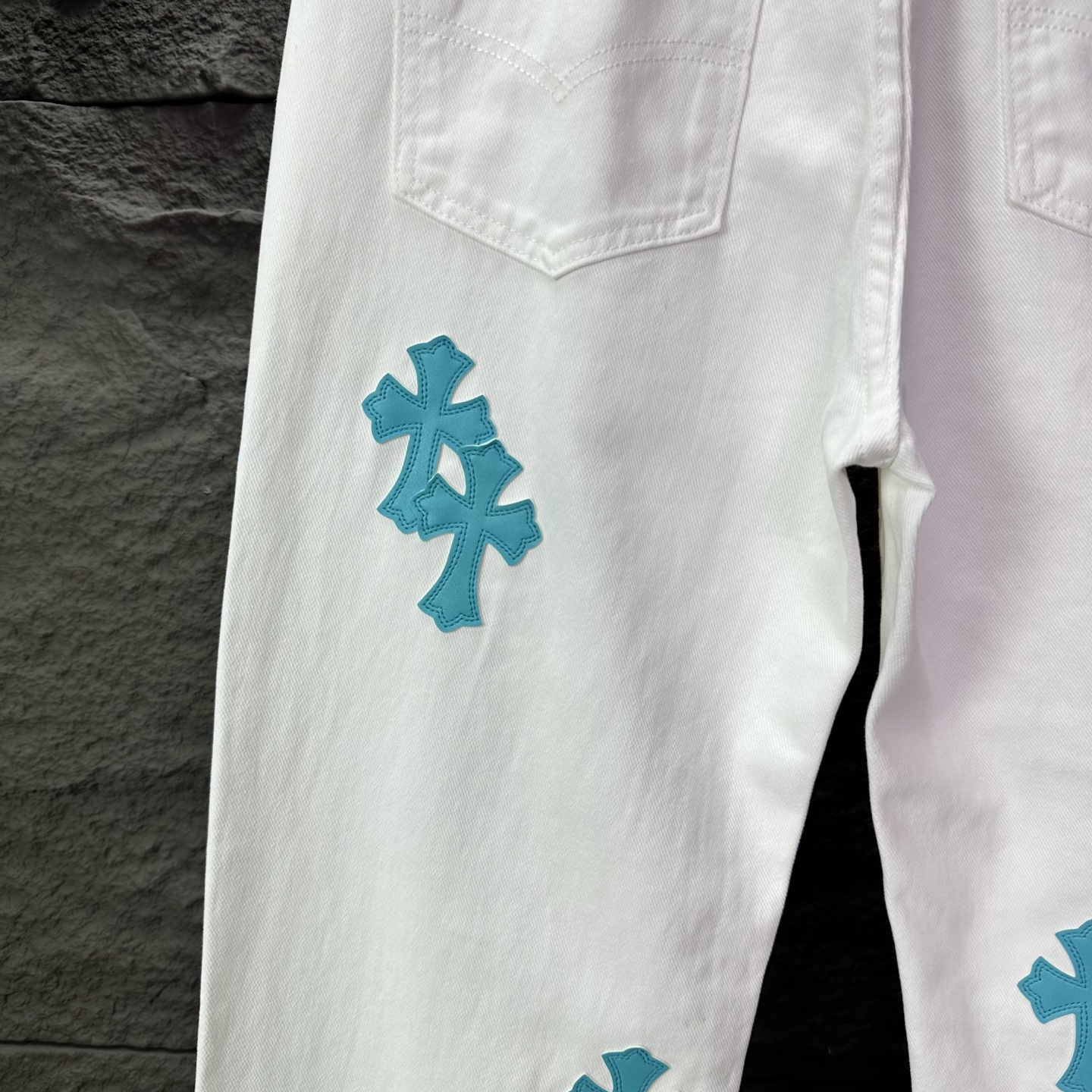 克罗心2025新款冰蓝十字架拼皮情侣款水洗宽松牛仔裤 🔥高版本🔥高版本🔥顶级天花板品质 不同水洗质感的款