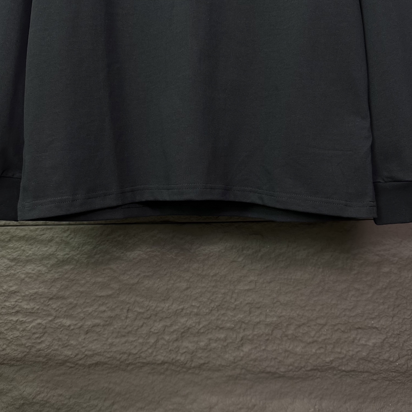 Burberry Camiseta de Manga Larga con Bolsillo a Cuadros para Hombre y Mujer 7 i1758903296181 4934 0 5