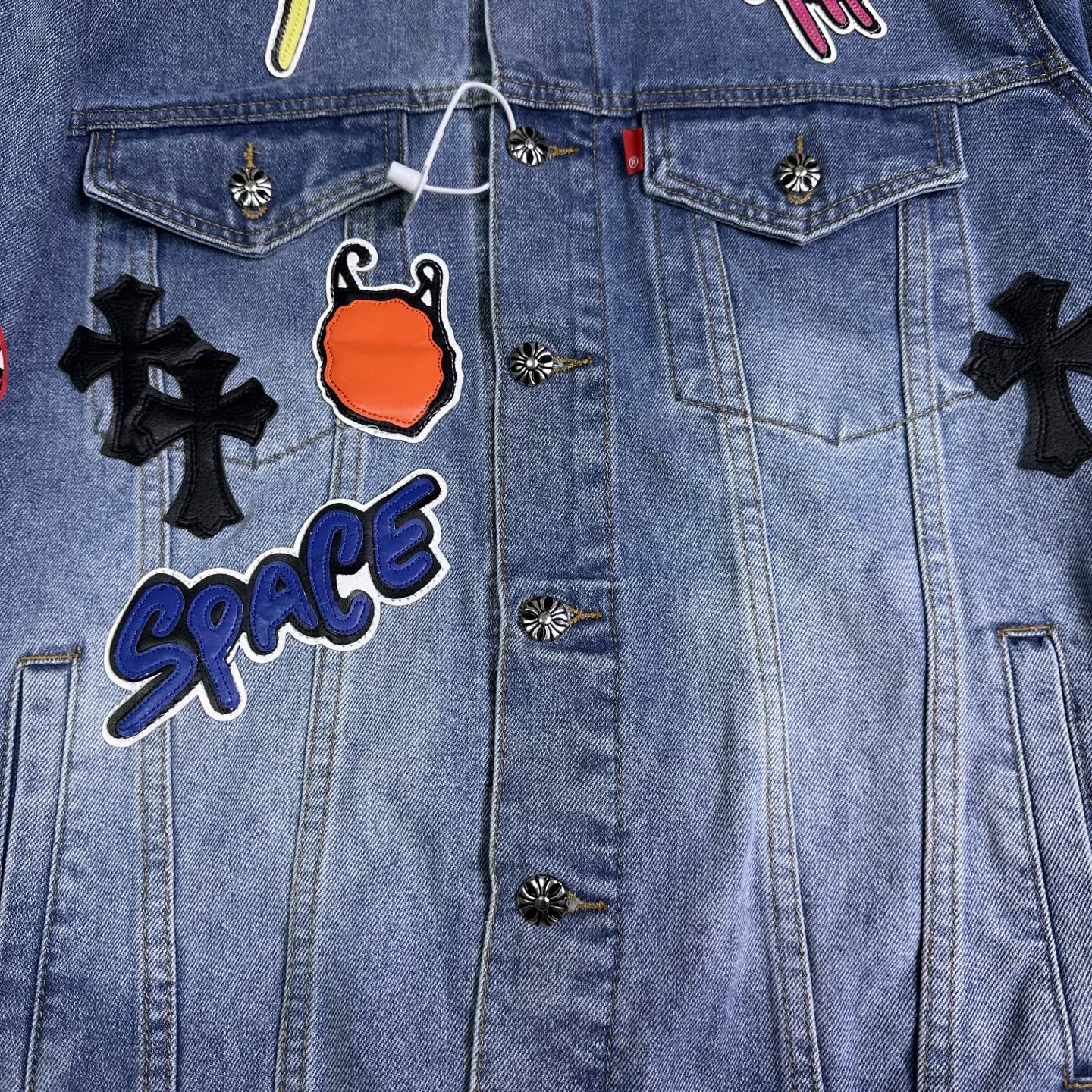 Chrome Hearts 克罗心2025新款卡通字母章仔十字架拼皮 牛仔外套