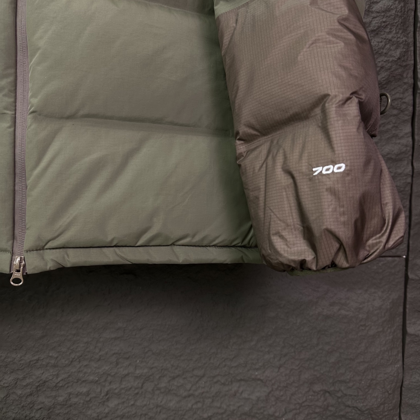 The North Face P980 カップル向け刺繍ロゴデザインのダウンジャケット