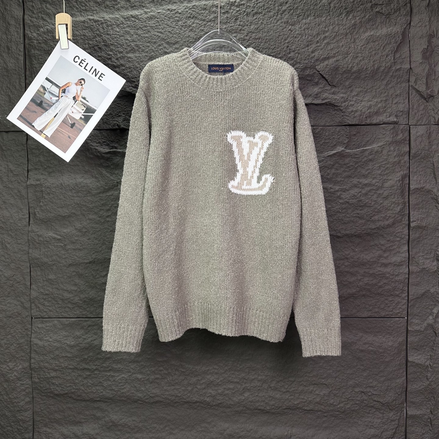 P135 Lujia 2025 suéter de cuello redondo de punto de nuevo estilo con logotipo de letra intarsia en la parte delantera …