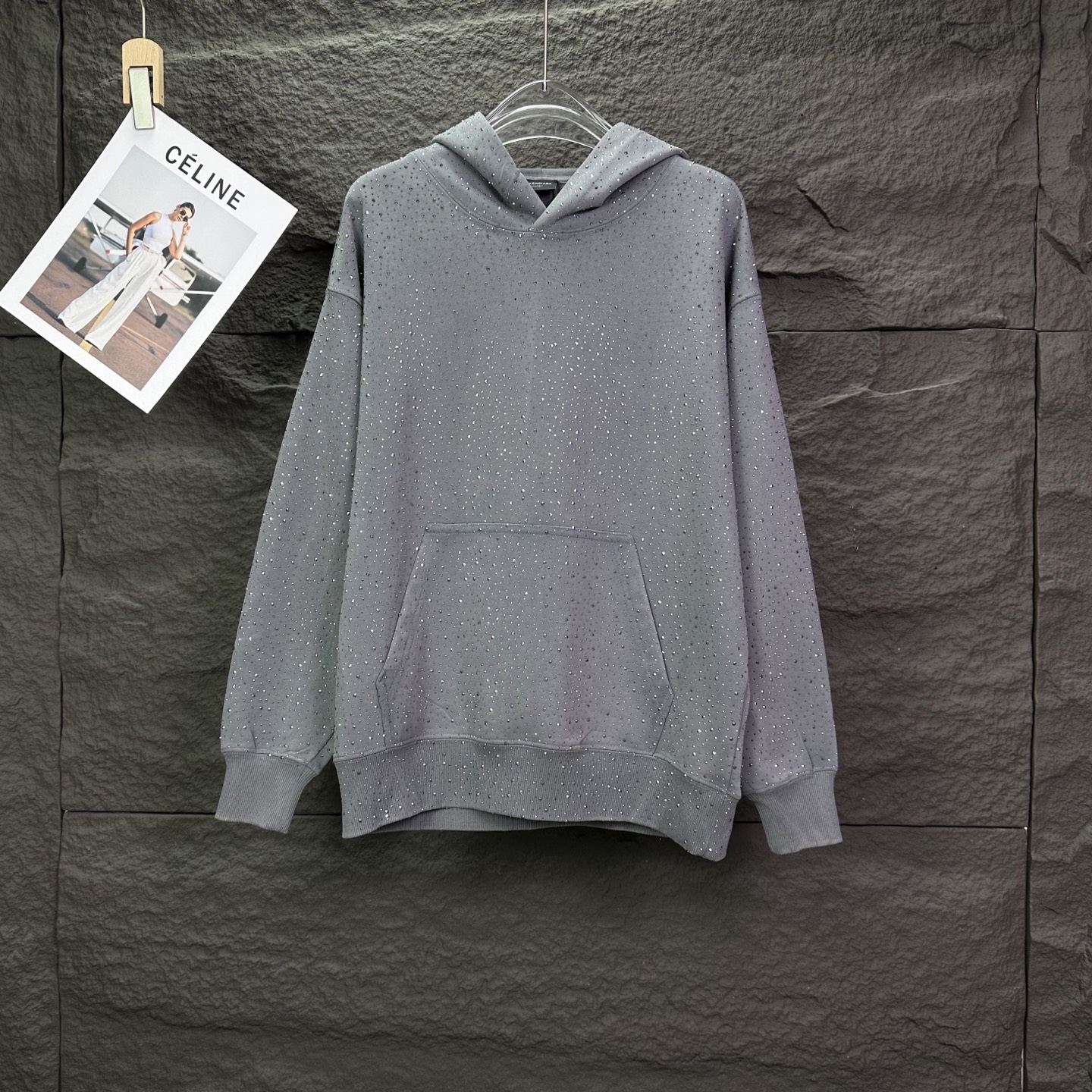 P170 Sudadera con capucha de la colección 2026 de Balenciaga, estilo unisex, con estrellas y pedrería, lavado a la pied…