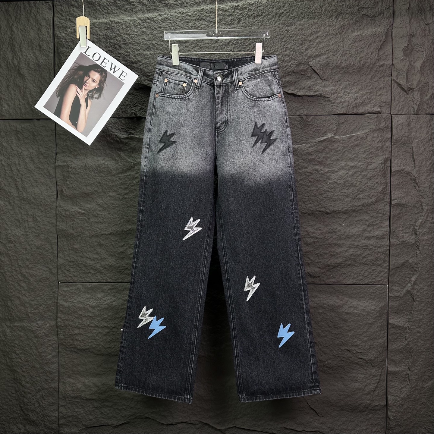 _dxk9s_JfxfHyJ7zRy7FbxefOlfWAG8t6DU_BC_A