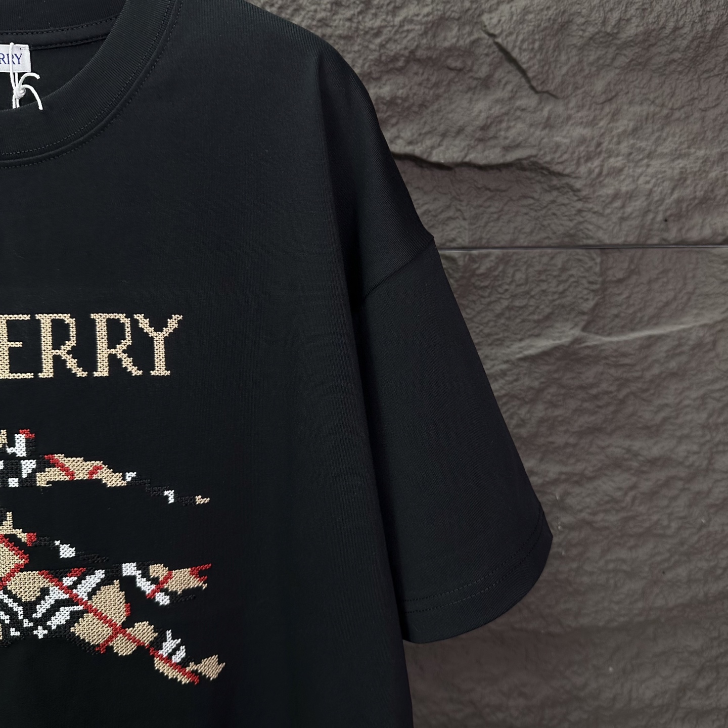 Burberry 巴宝莉2026新款刺绣 短袖T恤