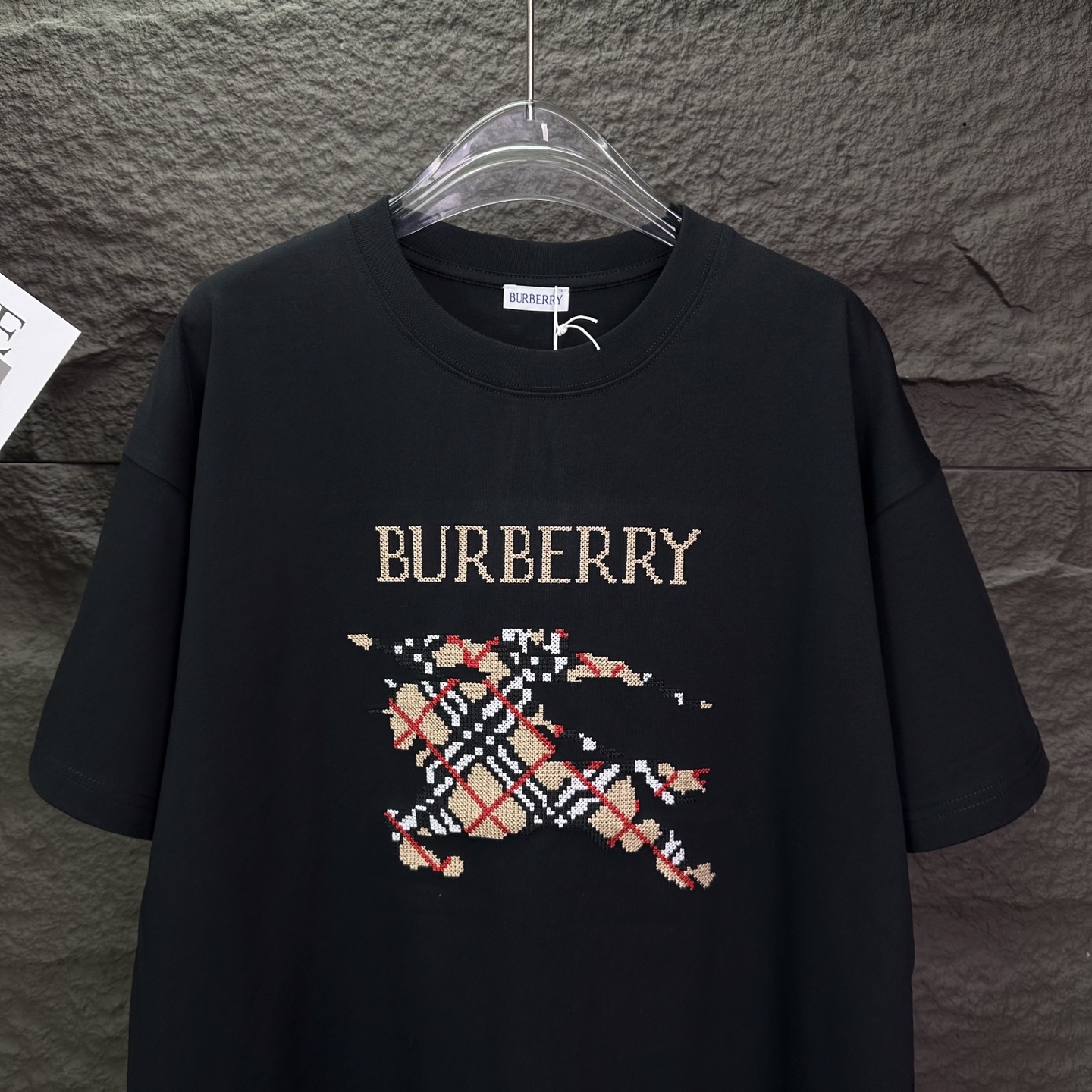 Burberry 巴宝莉2026新款刺绣 短袖T恤