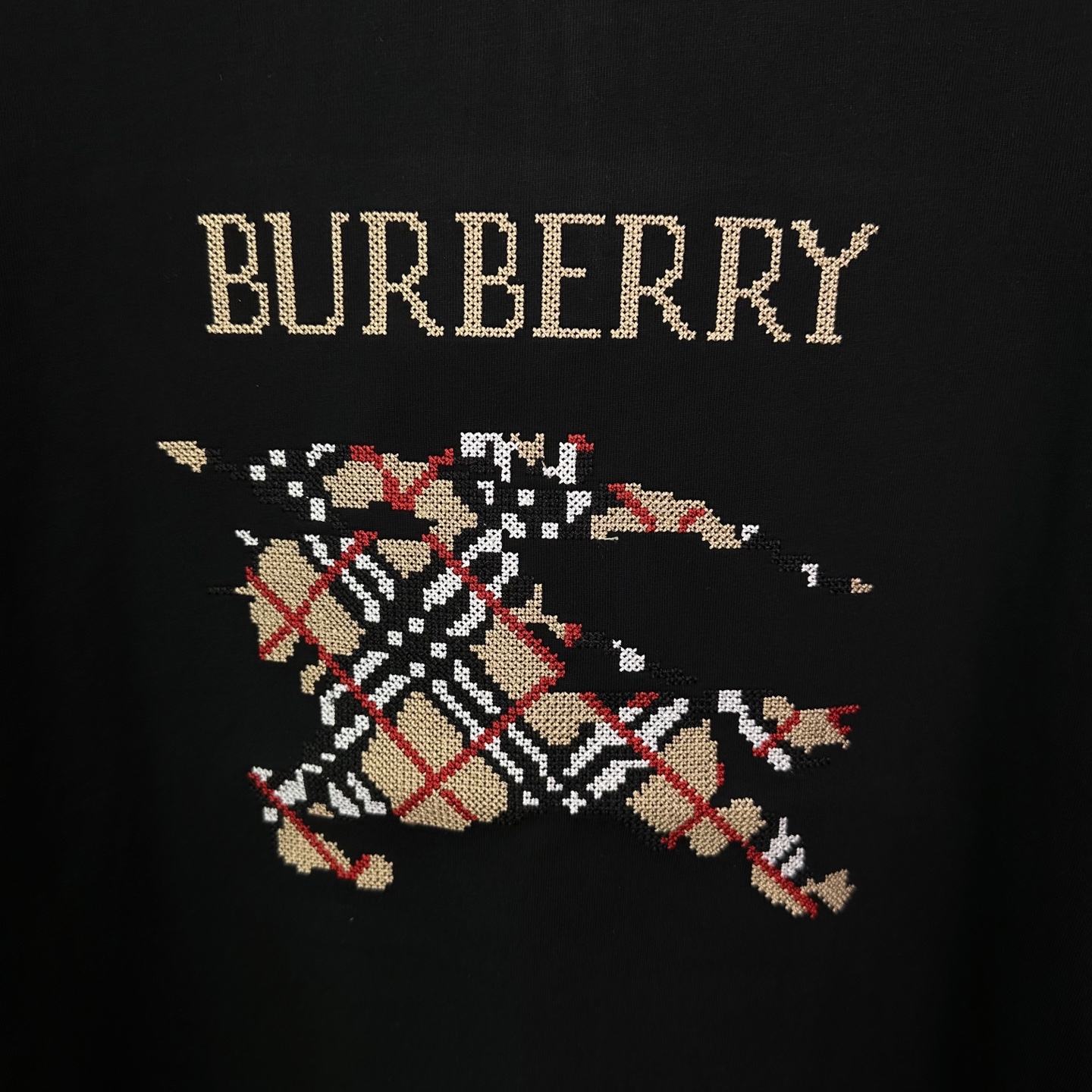 Burberry 巴宝莉2026新款刺绣 短袖T恤
