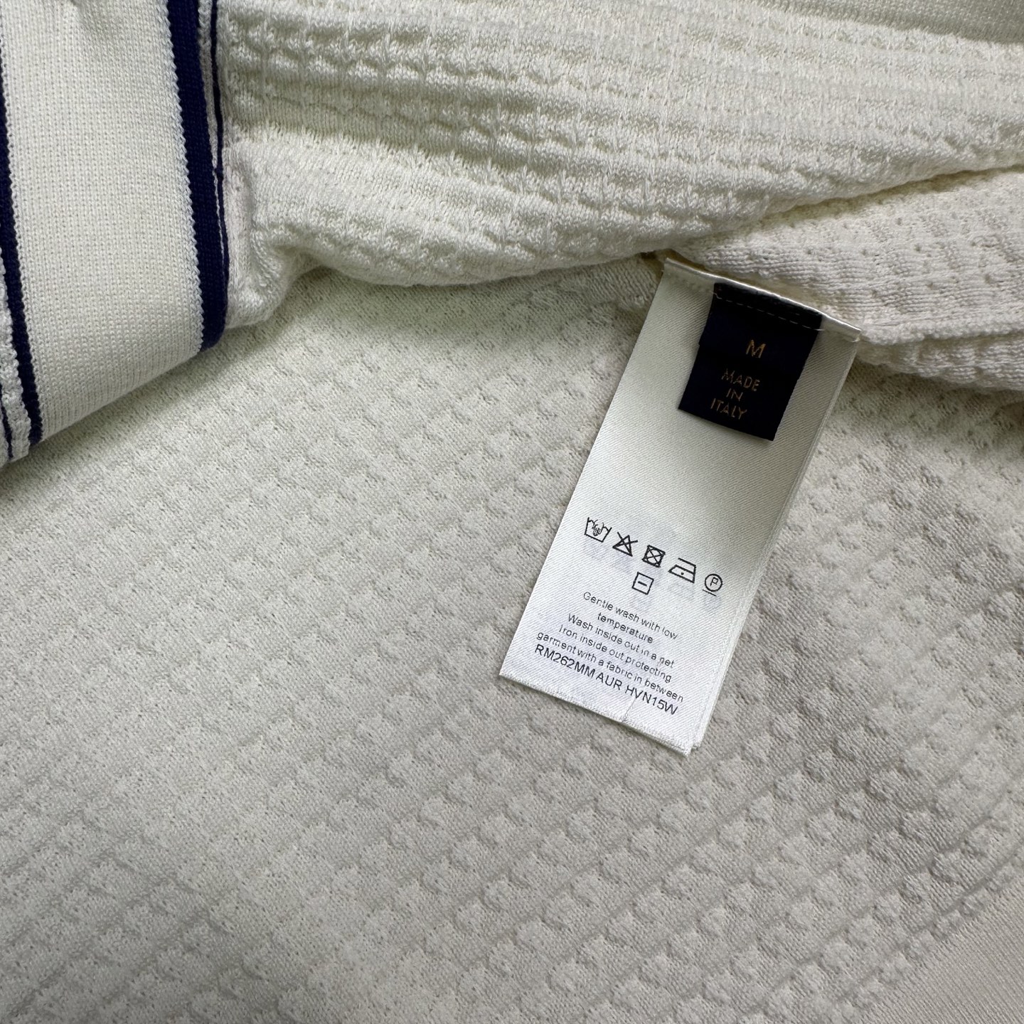 Louis Vuitton 驴家2026新款华夫格口袋刺绣 针织翻领短袖Polo