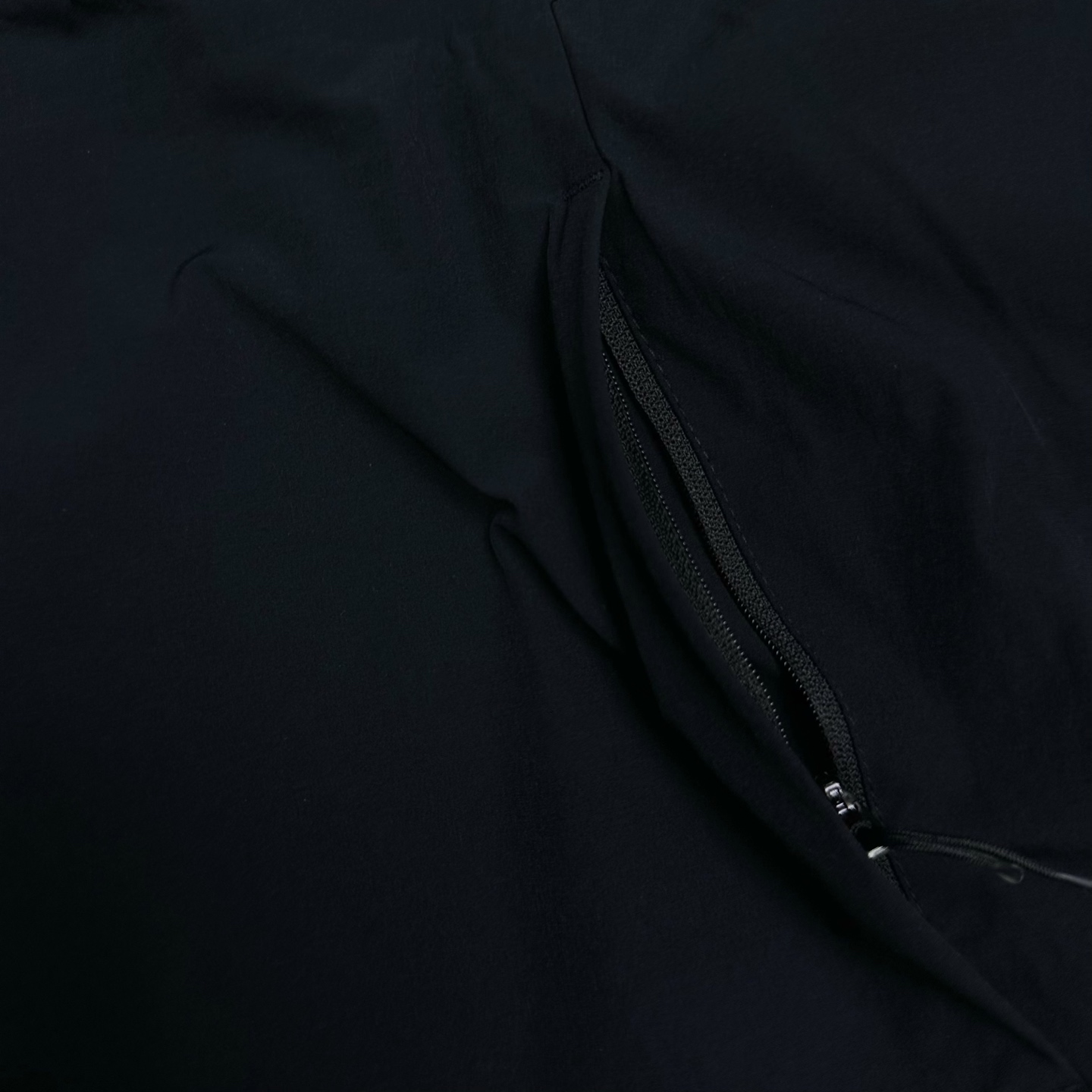 Moncler 小鸟家2026新款刺绣 防水立领拉链外套