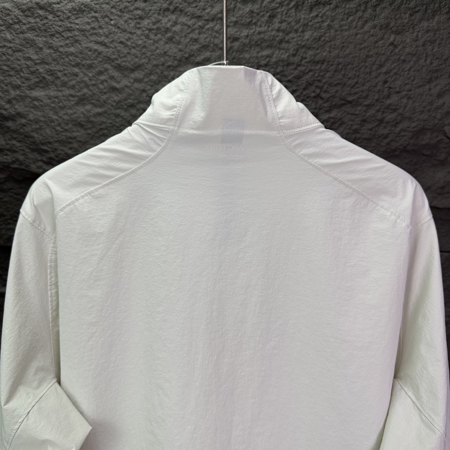 Moncler 小鸟家2026新款刺绣 防水立领拉链外套
