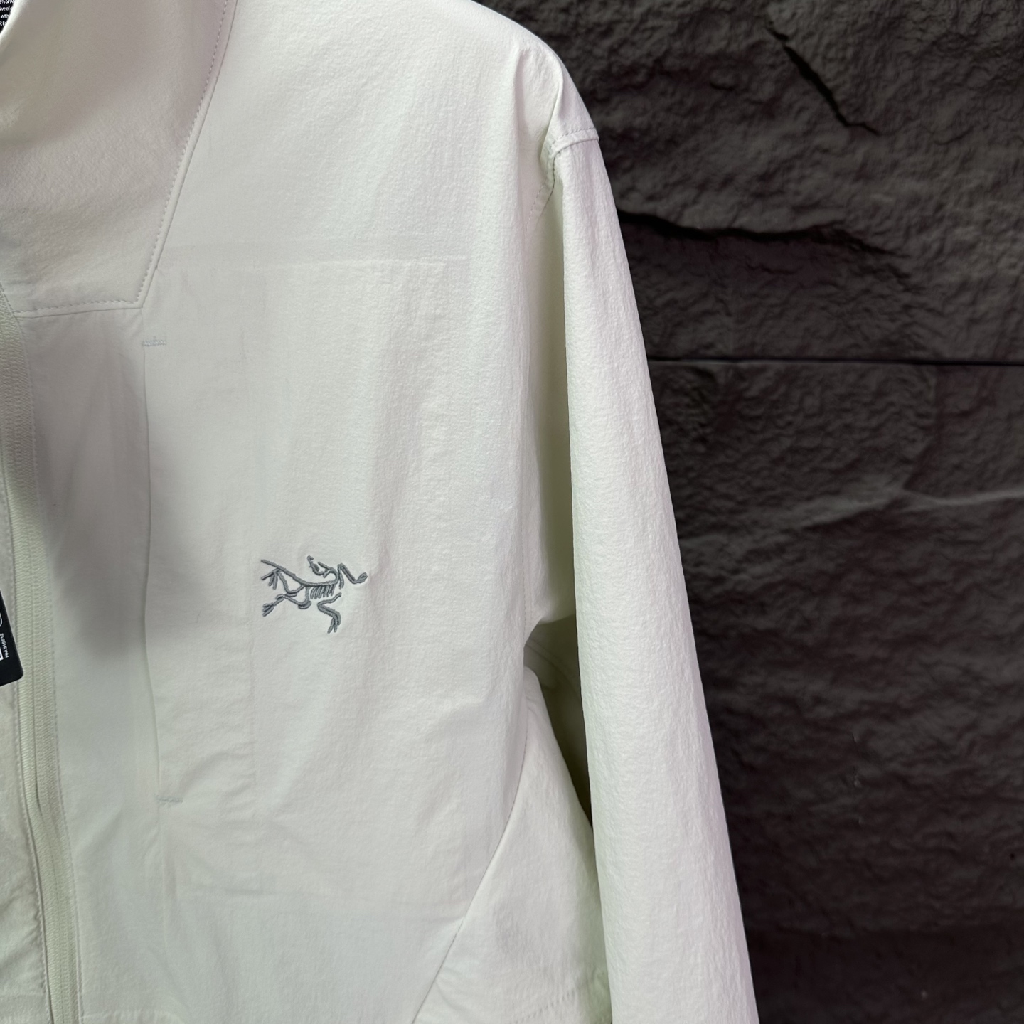 Moncler 小鸟家2026新款刺绣 防水立领拉链外套