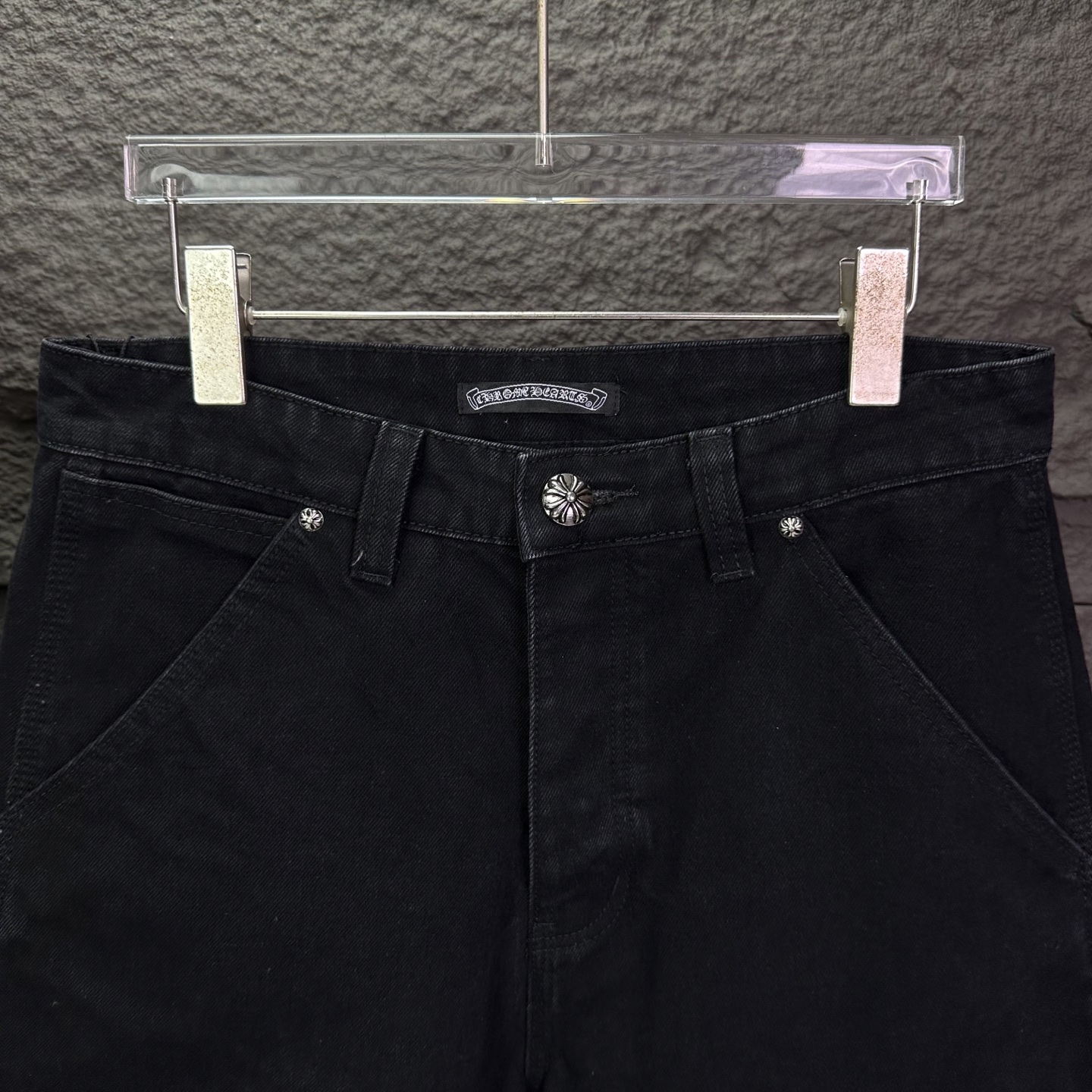 Chrome Hearts 克罗心2026新款伐木口袋刺绣十字架拼皮 水洗宽松牛仔短裤