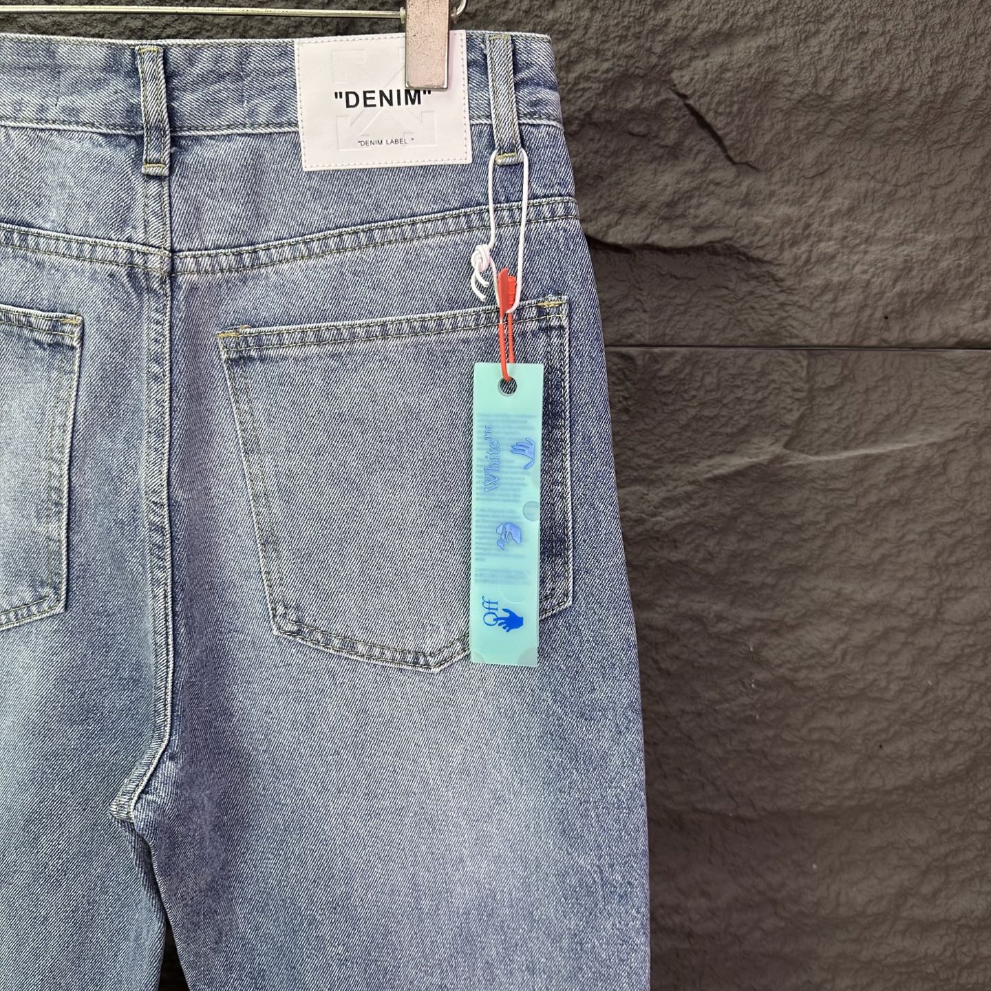 Off-White OFF- WHITE 2026新款浅蓝黑印花 水洗宽松牛仔裤