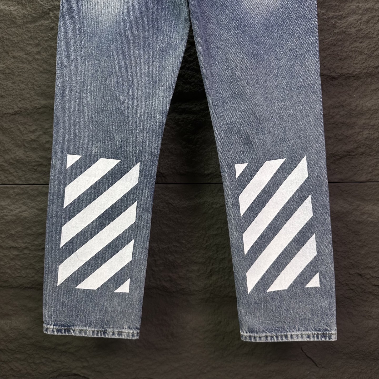Off-White OFF- WHITE 2026新款浅蓝白印花 水洗宽松牛仔裤