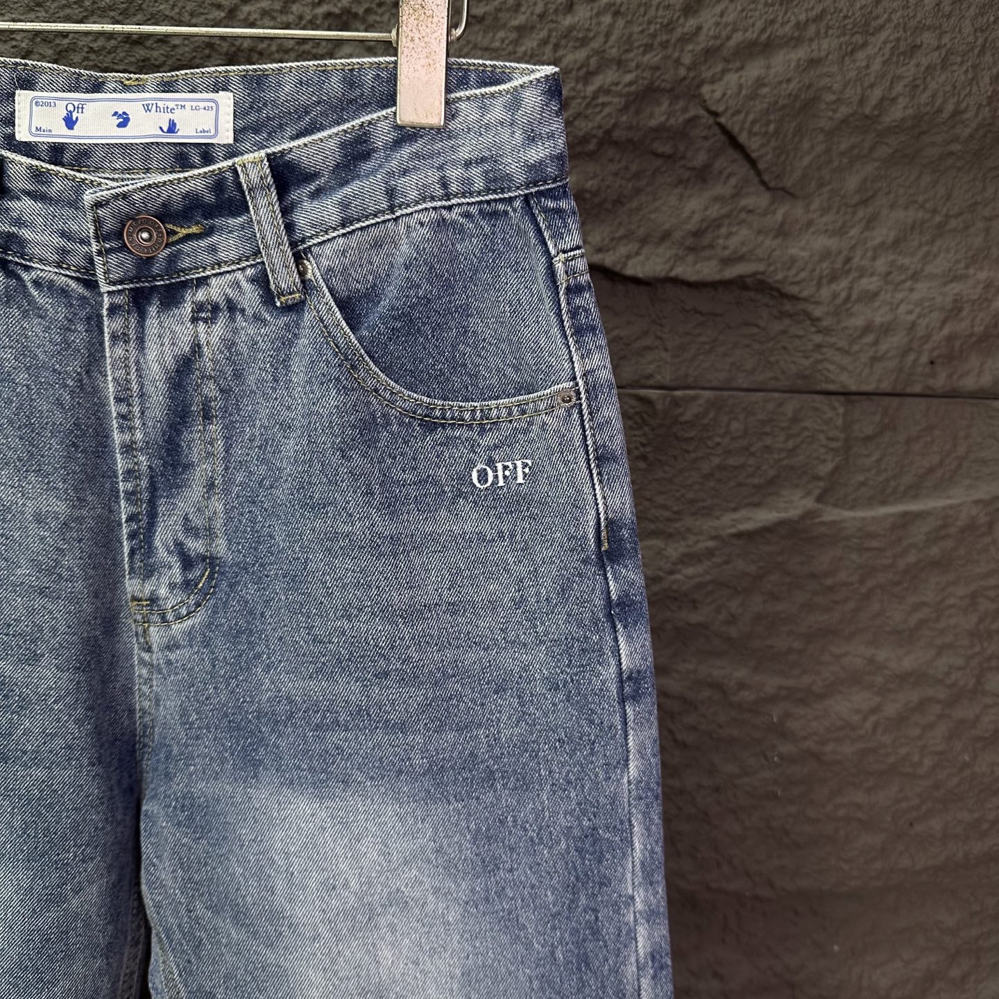 Off-White OFF- WHITE 2026新款浅蓝白印花 水洗宽松牛仔裤