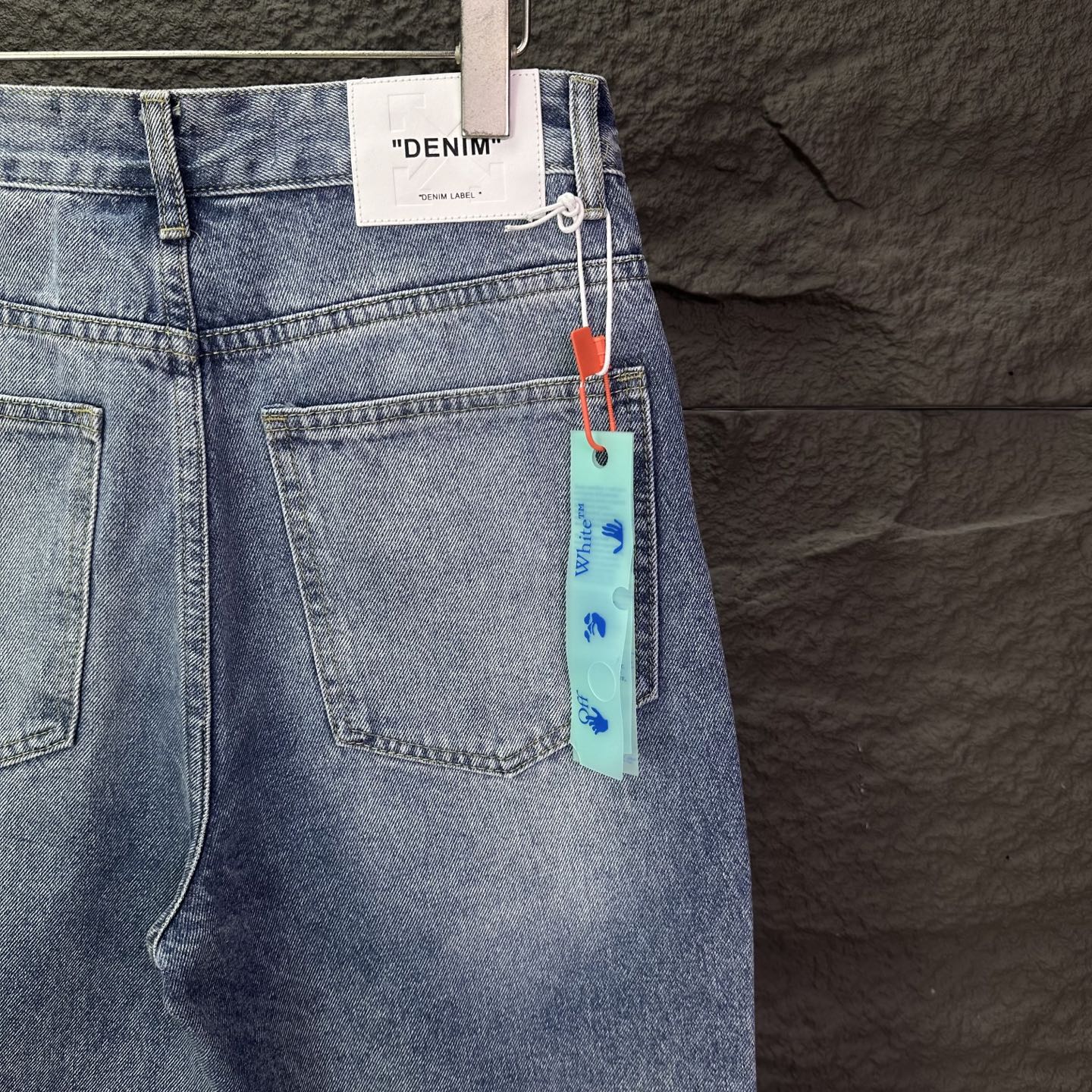 Off-White OFF- WHITE 2026新款浅蓝白印花 水洗宽松牛仔裤