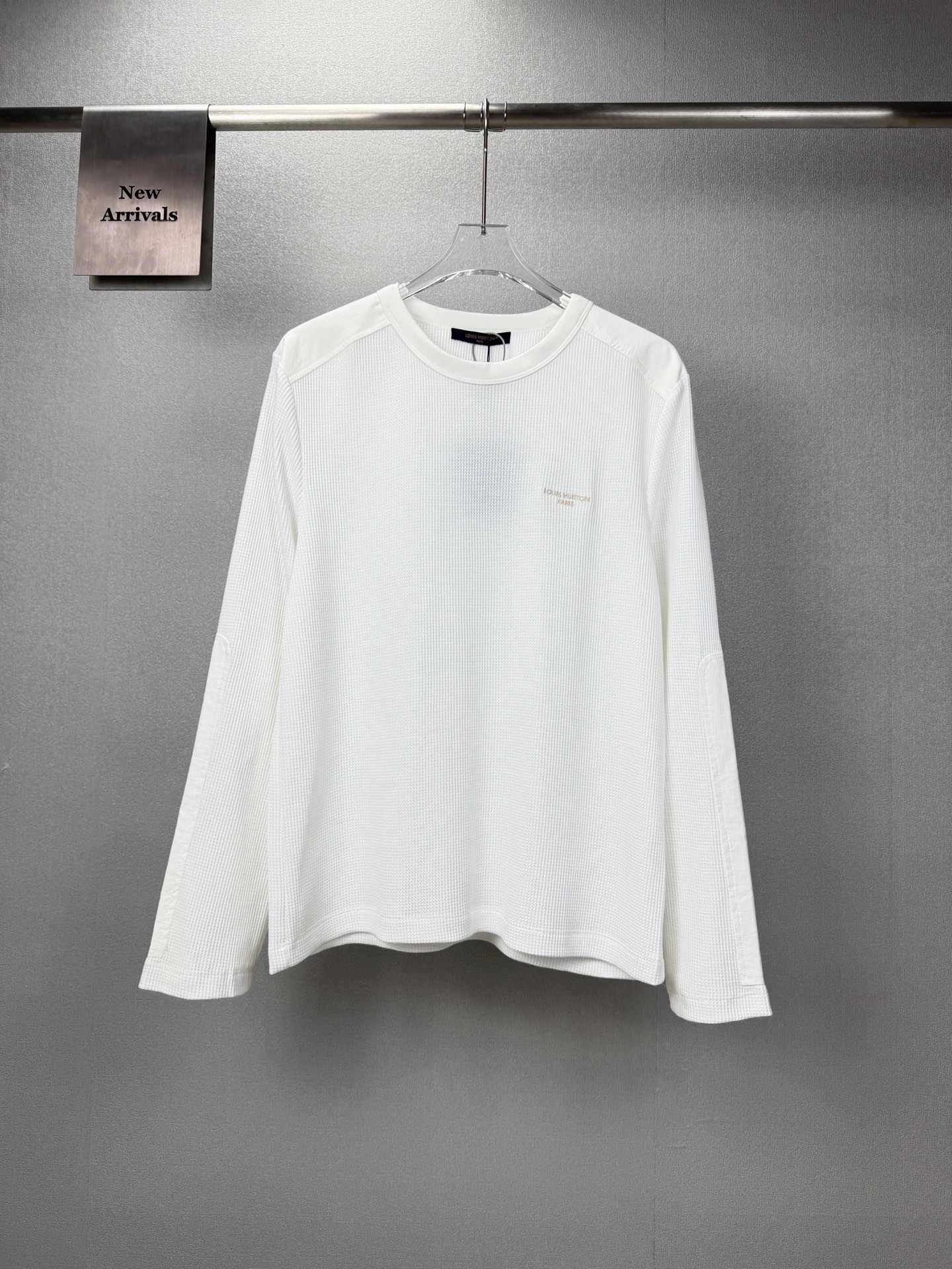 P145 Camiseta de manga larga unisex de cuello redondo con logo bordado y textura gofrada de la nueva colección 2026 de …