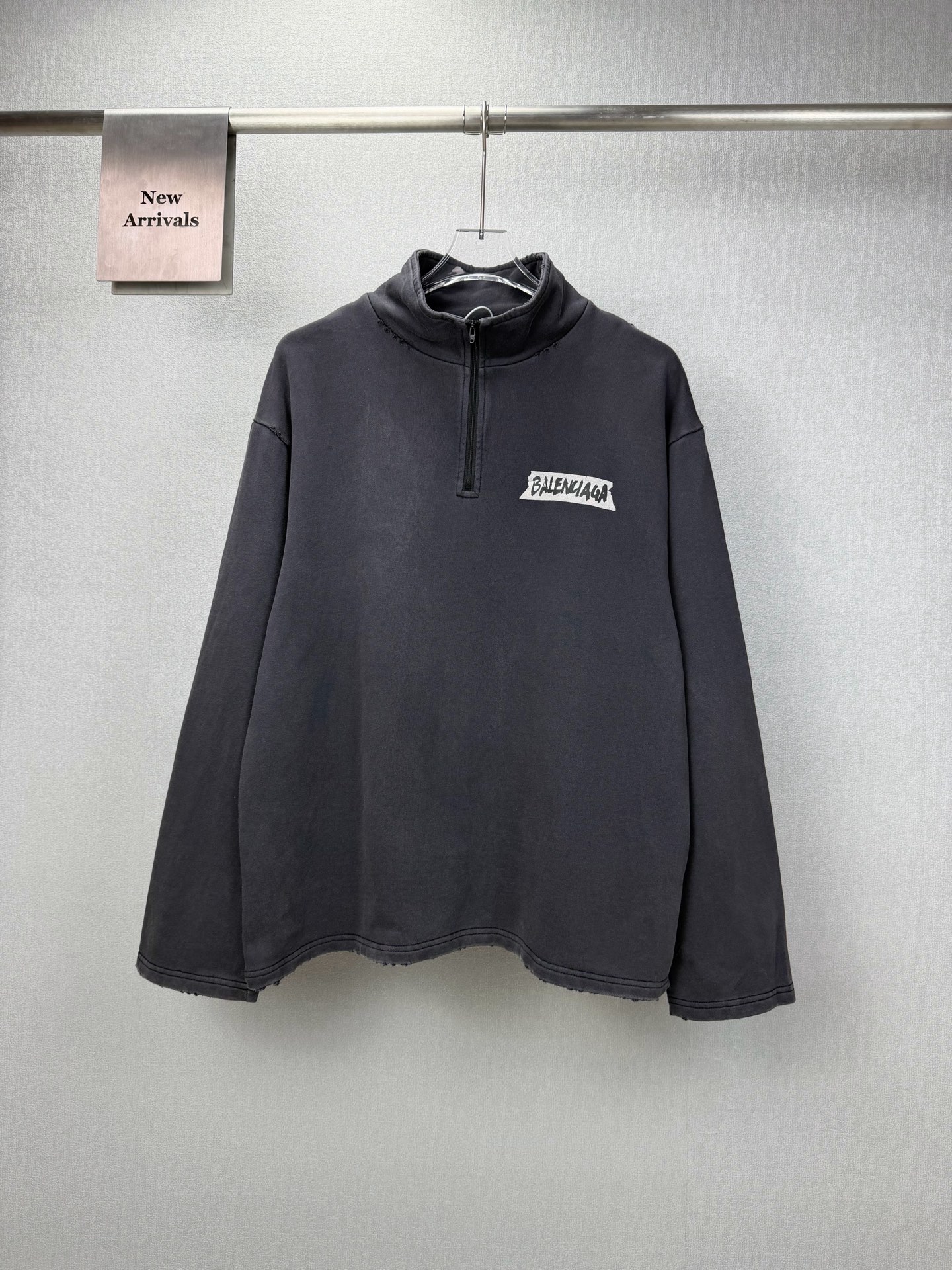 P195 (versión superior) Balenciaga 2026 nueva sudadera con cuello alto estilo pareja con estampado de letras y cinta de…