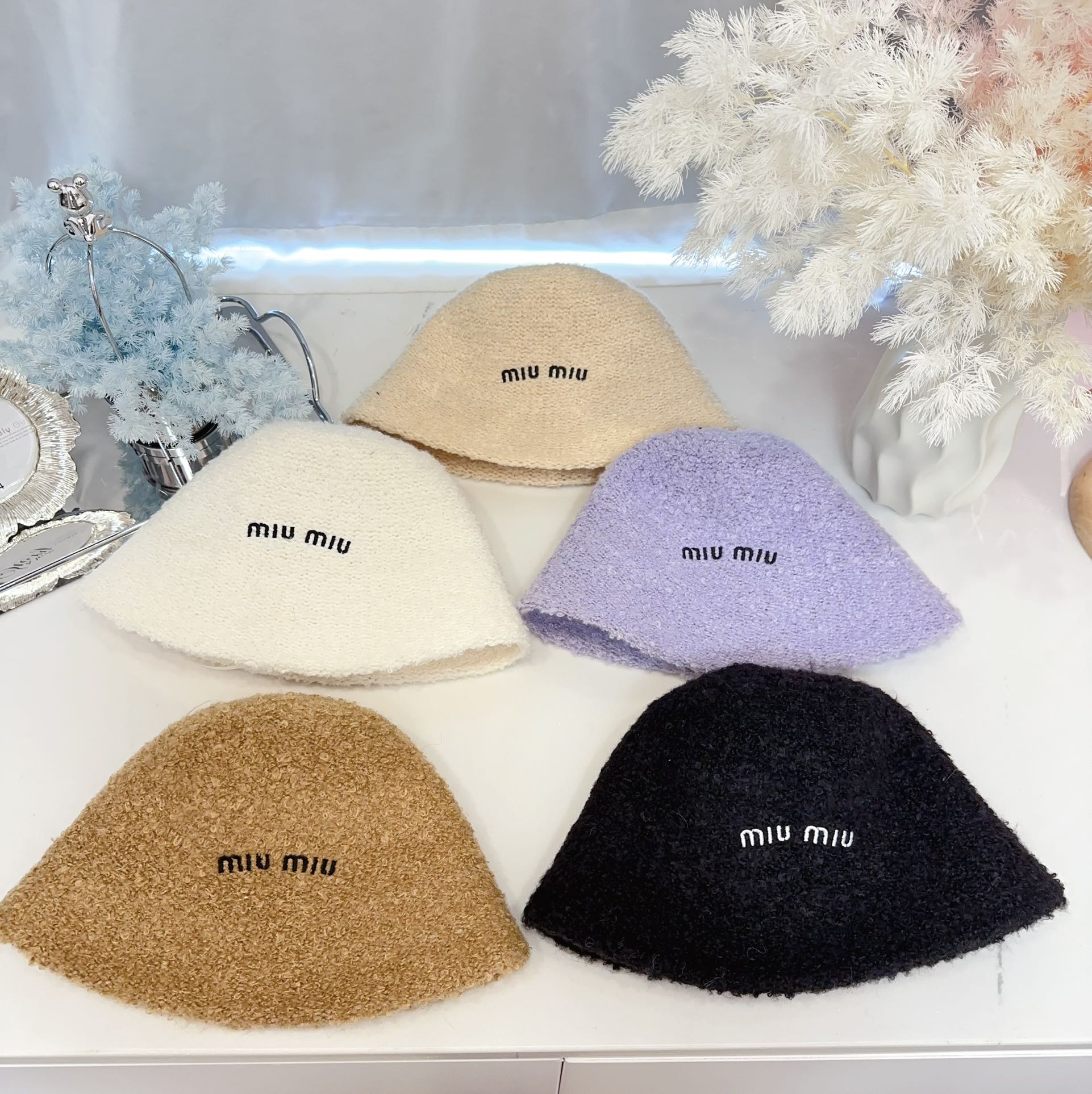 미우미우 모자 81147 Miu Miu Cap