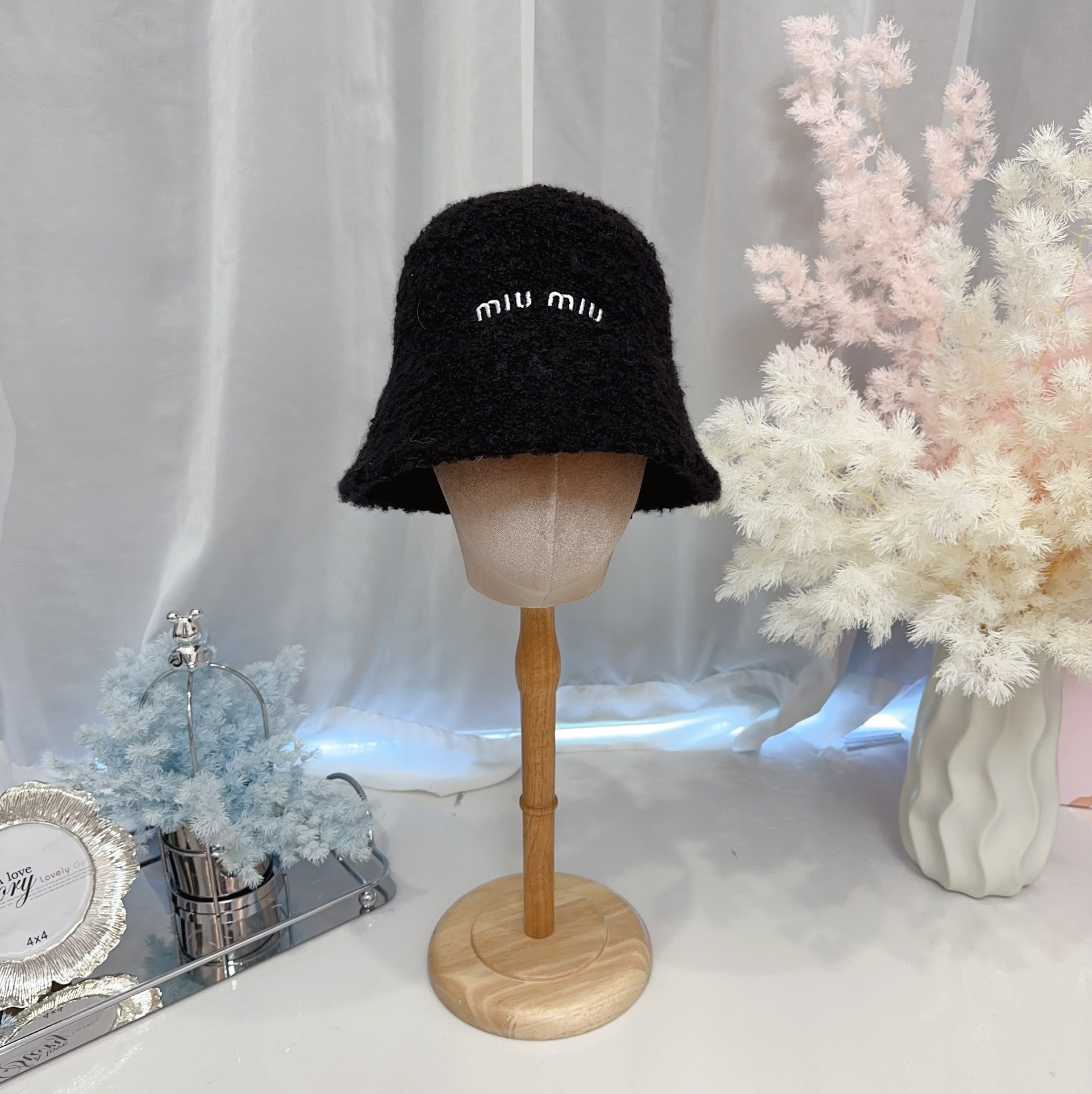 미우미우 모자 81148 Miu Miu Cap