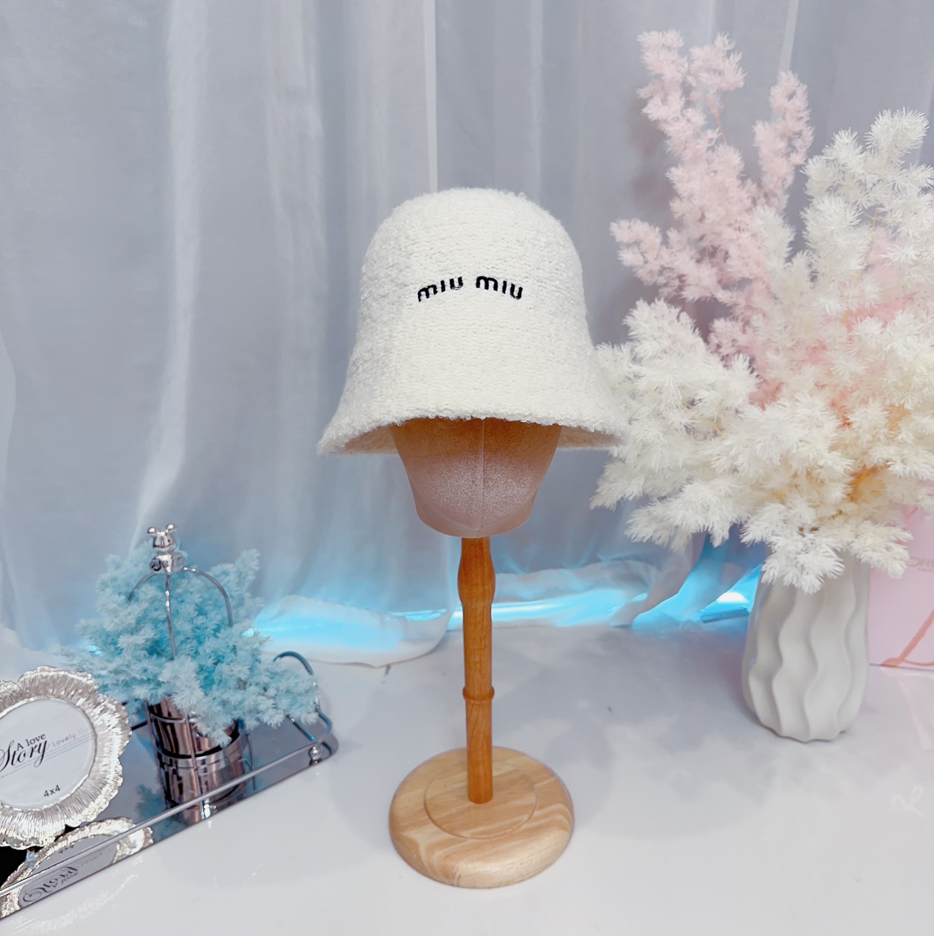미우미우 모자 81150 Miu Miu Cap