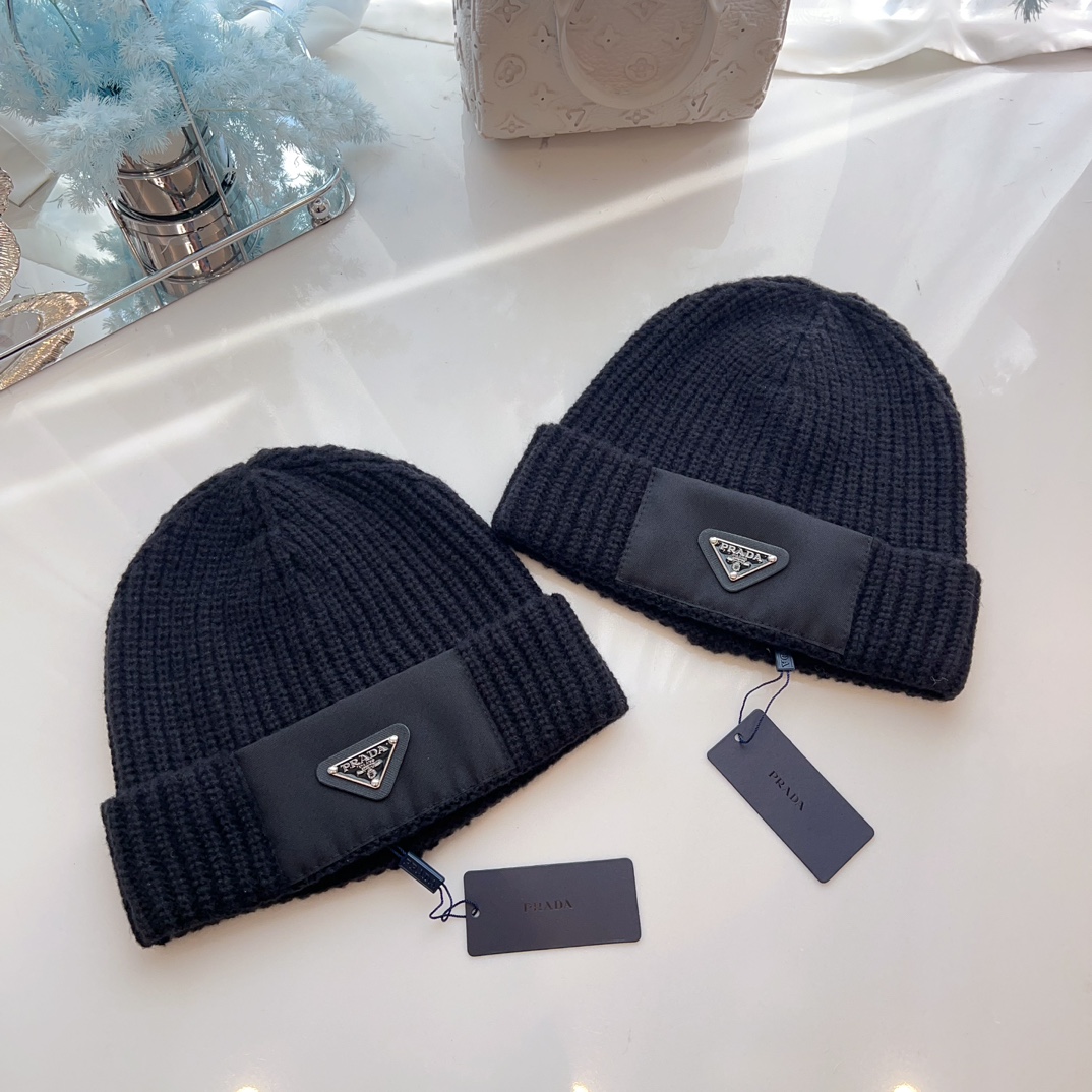 [Prada Hats]Styles for big-headed babies with closed eyes