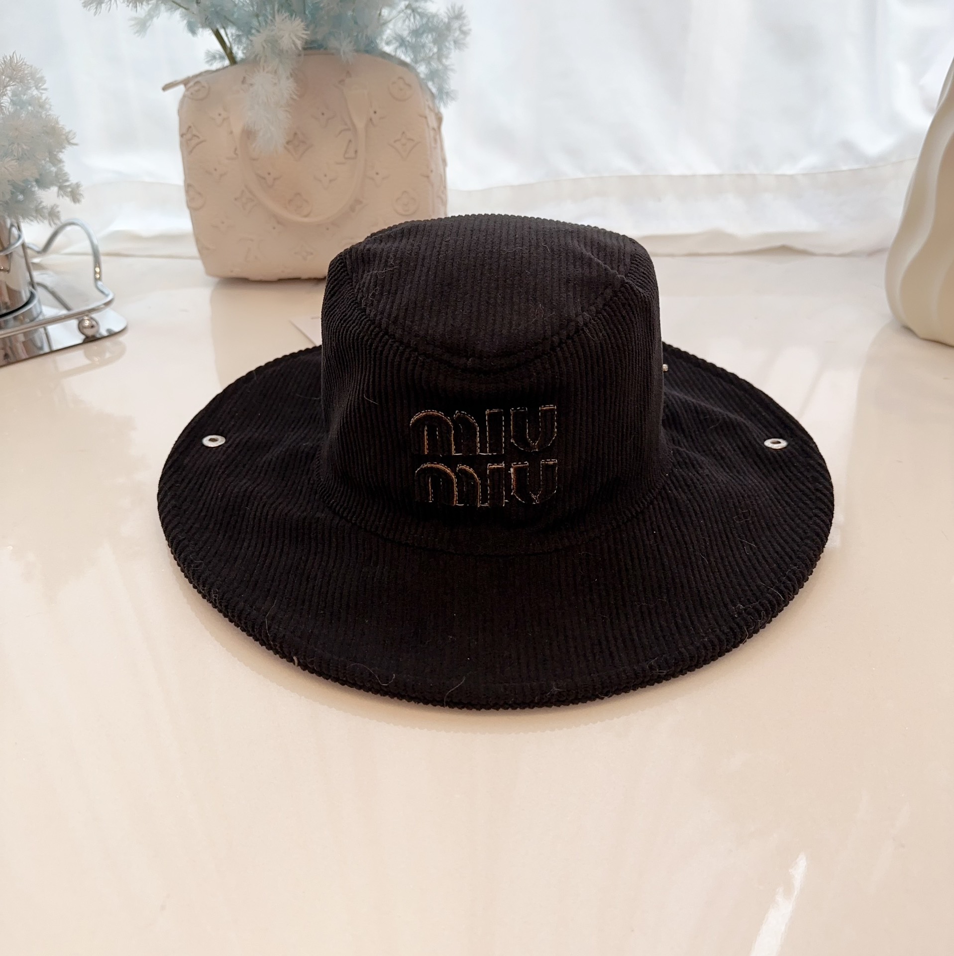 미우미우 모자 81154 Miu Miu Cap