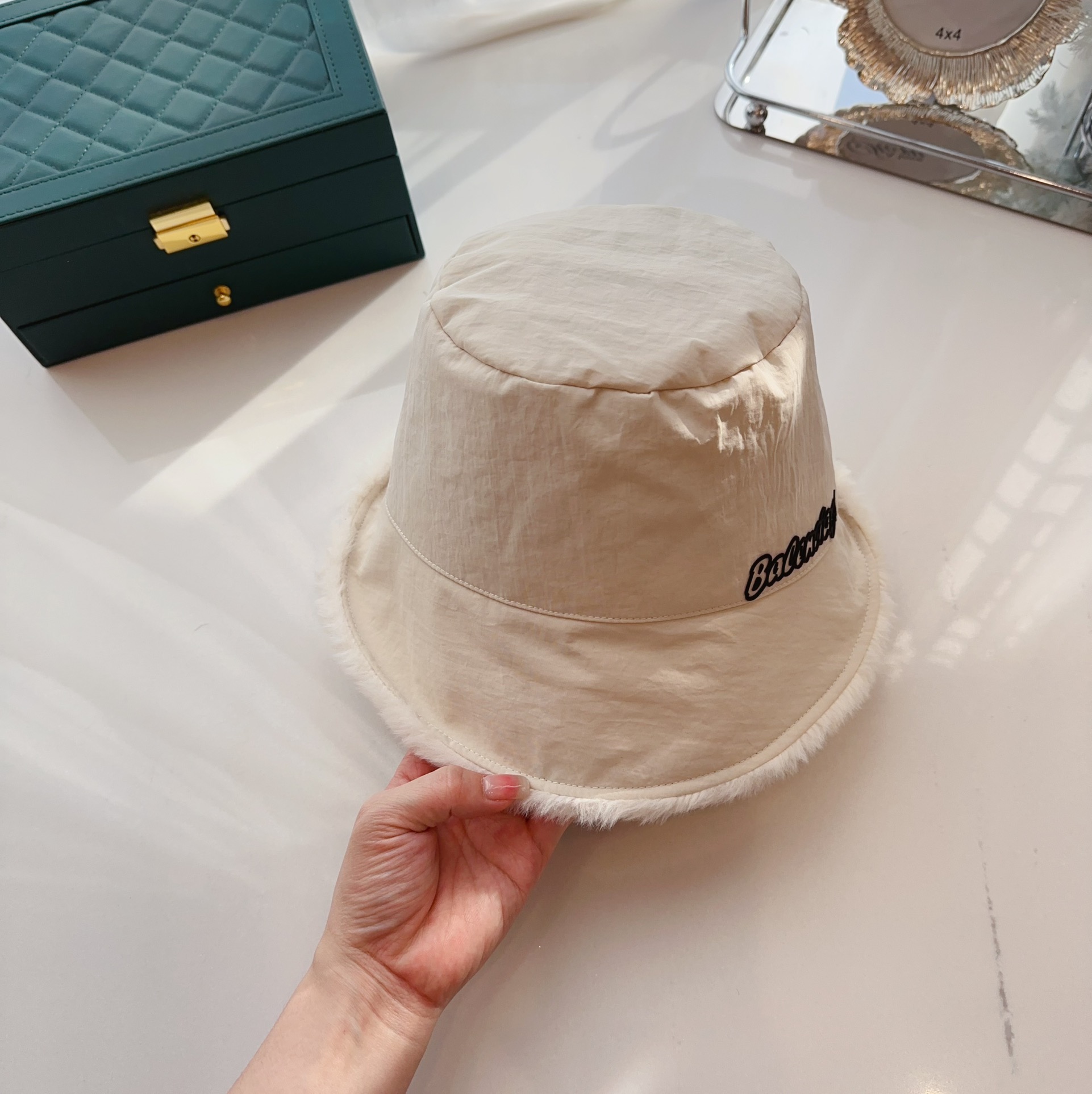 발렌시아가 모자 81830 Balenciaga Cap 상세 이미지 9