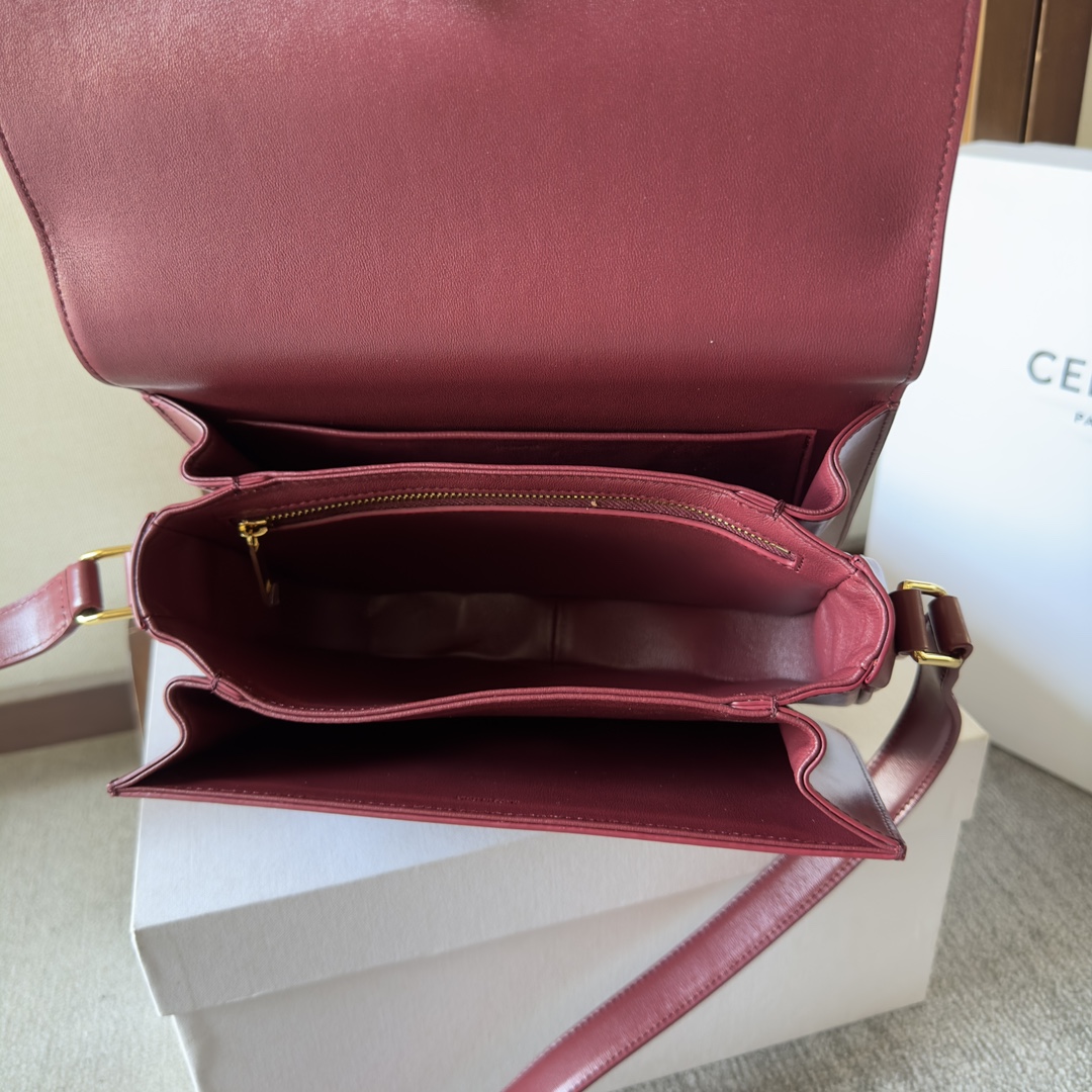 Celine Triomphe Bag, Burgundy Leather Crossbody Handbag 7 i1699015654 5216 6